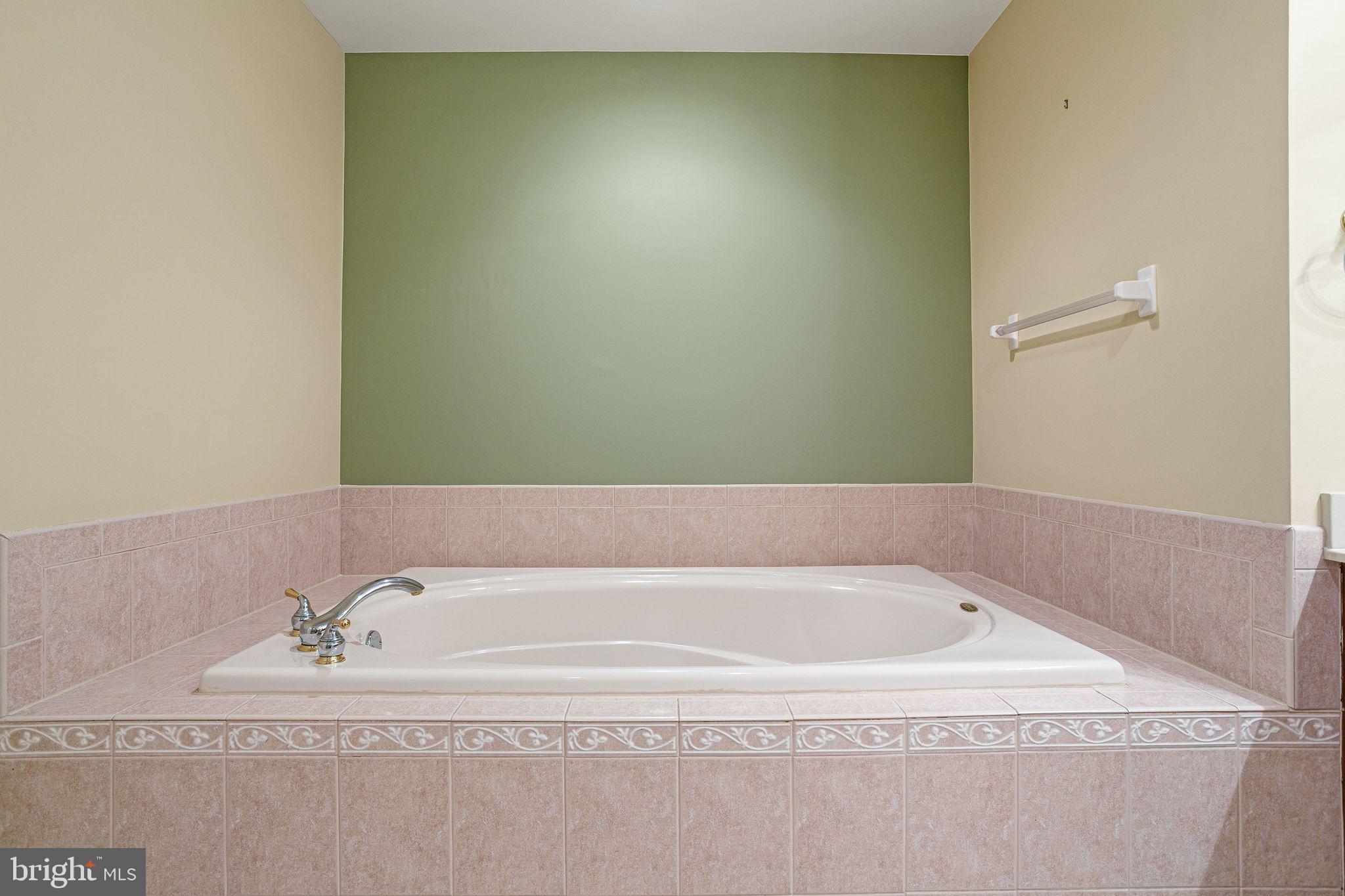 WILLISTOWN HUNT - Residential