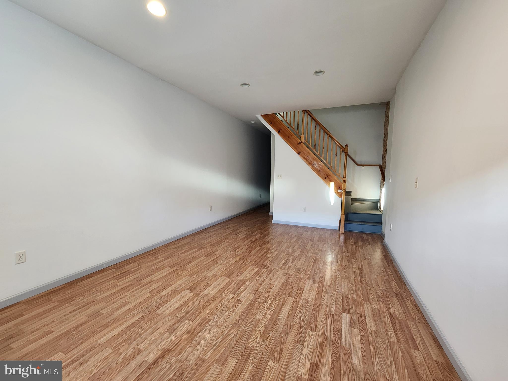 BROADWAY EAST - Residential