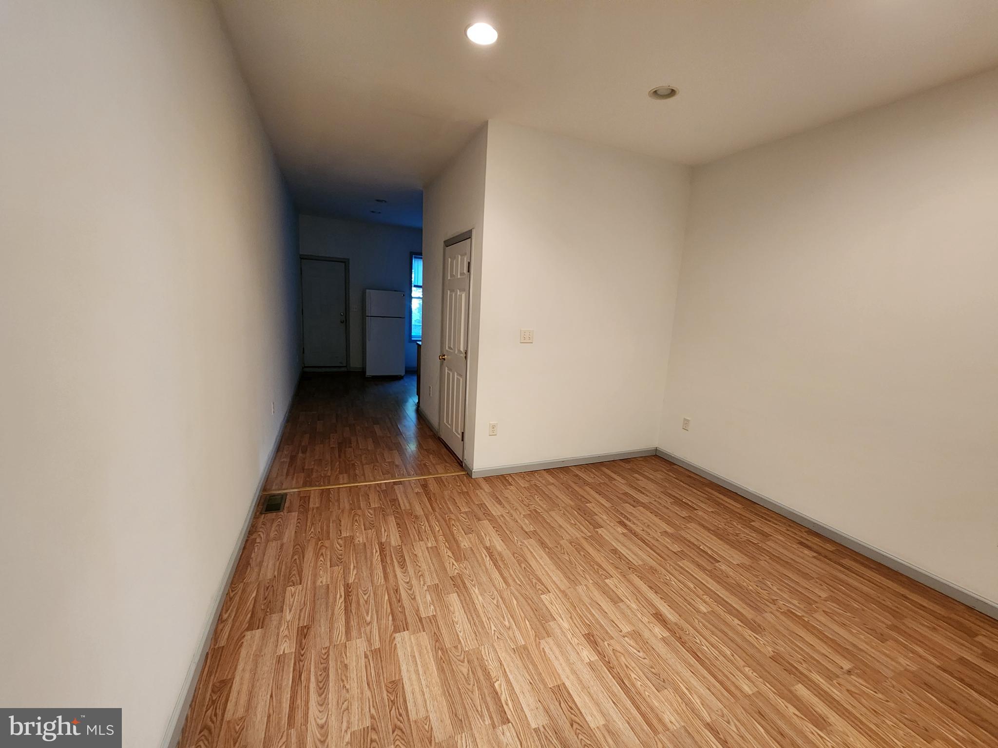 BROADWAY EAST - Residential