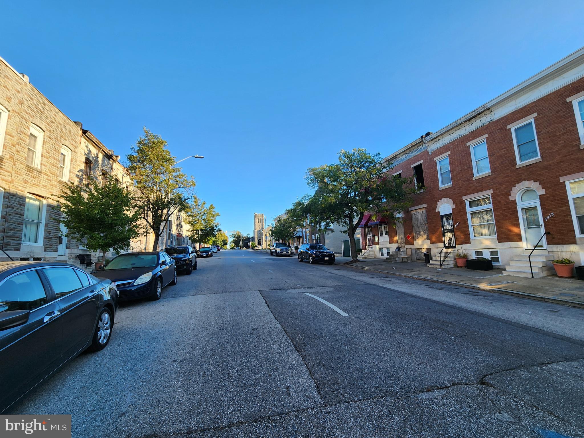 BROADWAY EAST - Residential