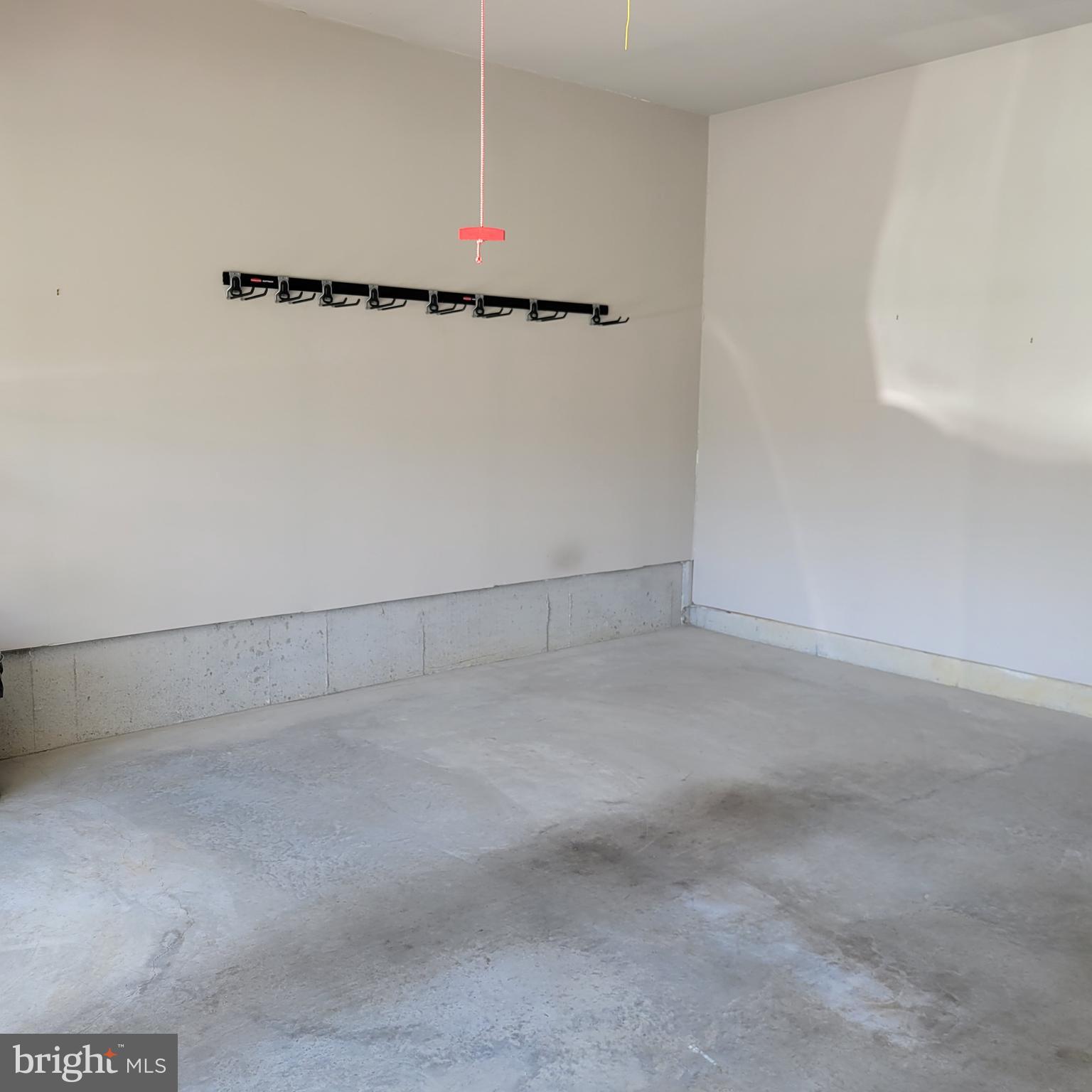 QUAIL RUN CONDOS - Residential