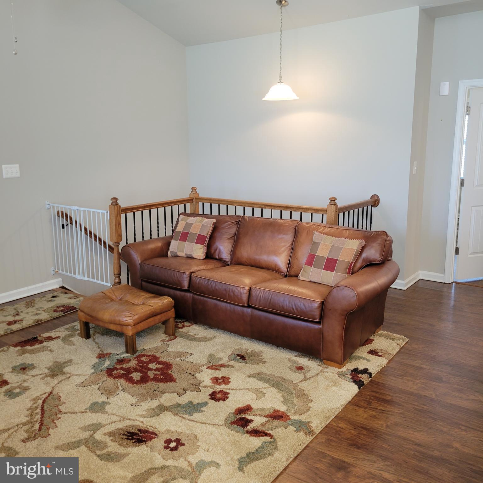 QUAIL RUN CONDOS - Residential