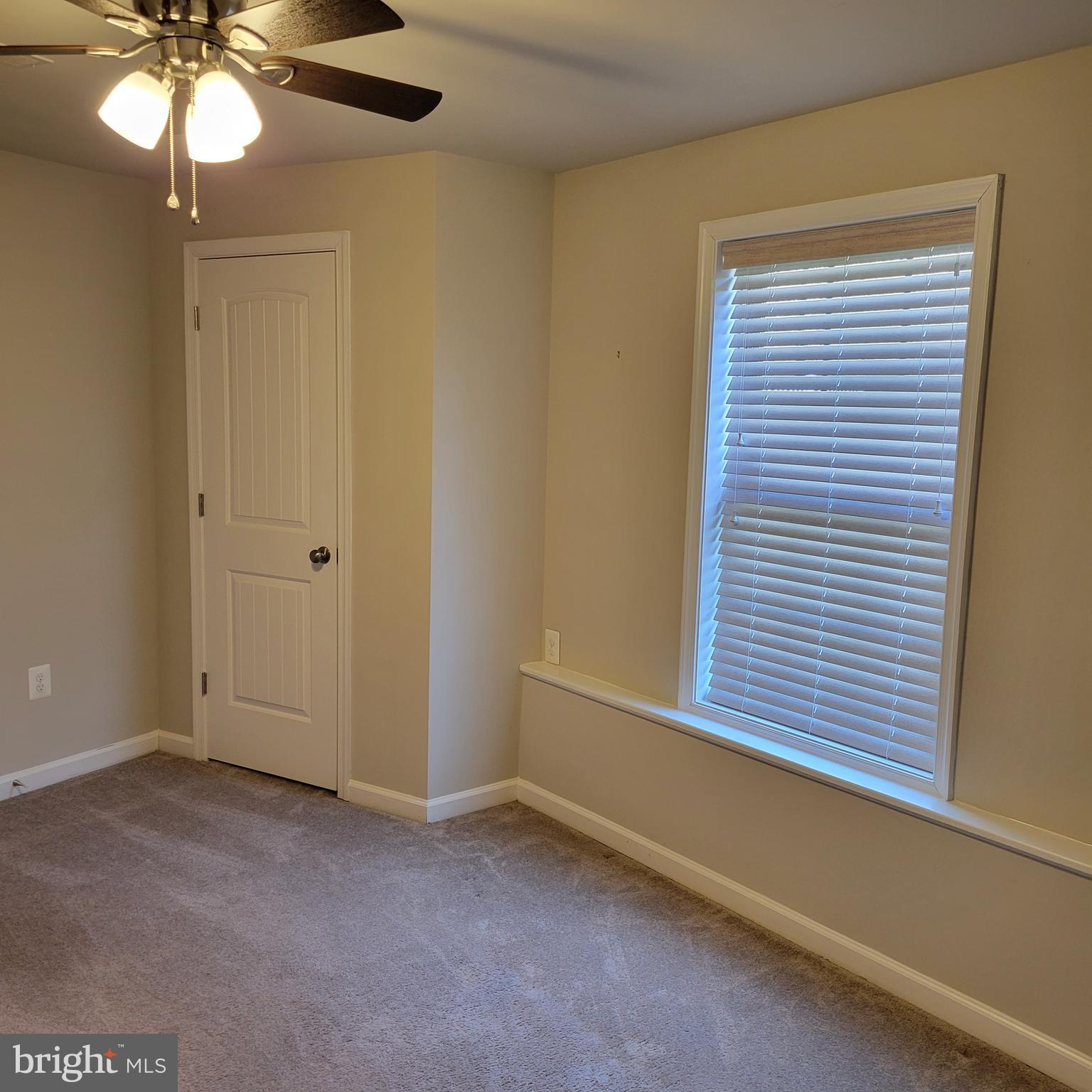 QUAIL RUN CONDOS - Residential