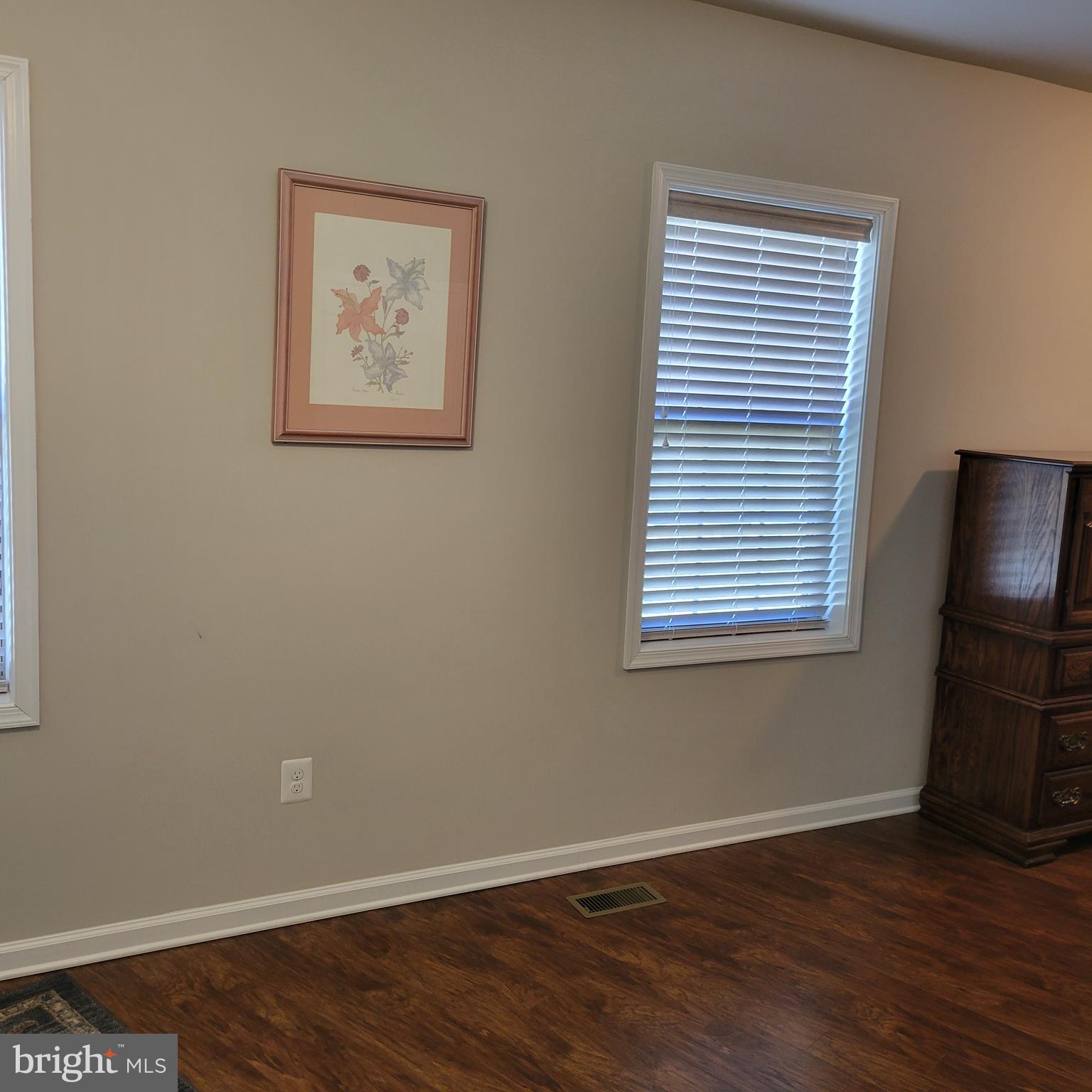 QUAIL RUN CONDOS - Residential