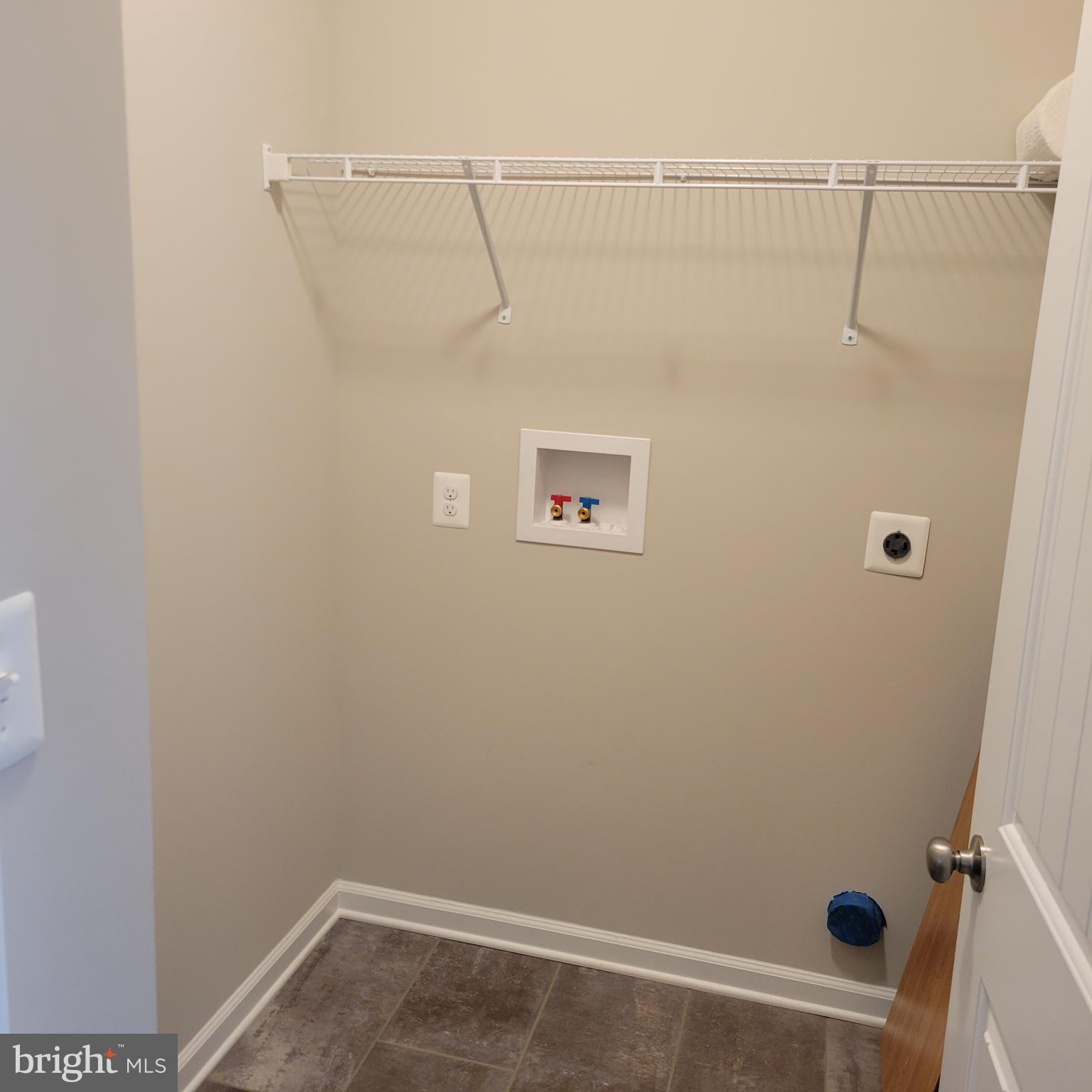 QUAIL RUN CONDOS - Residential