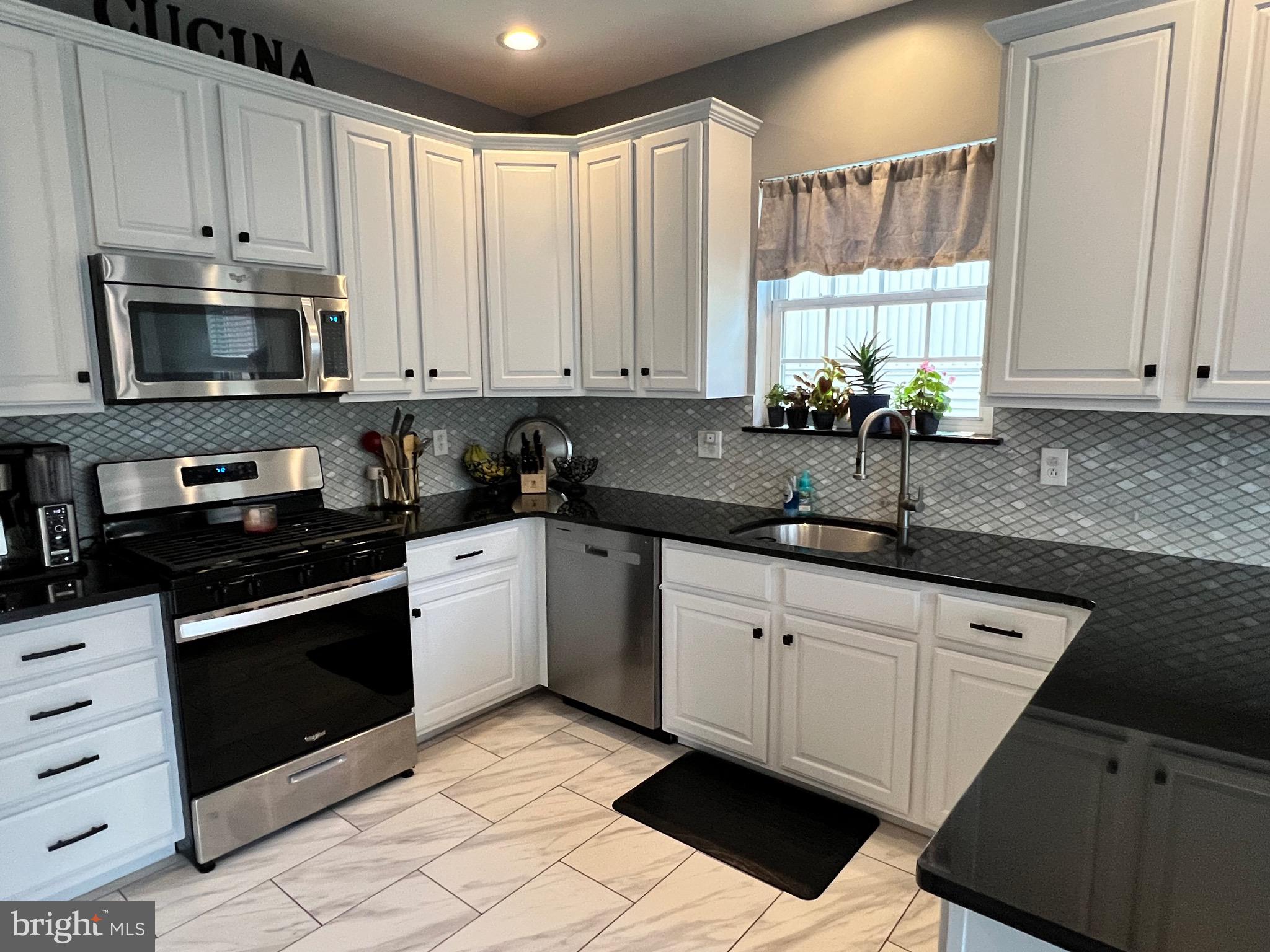 SOMERTON - Residential