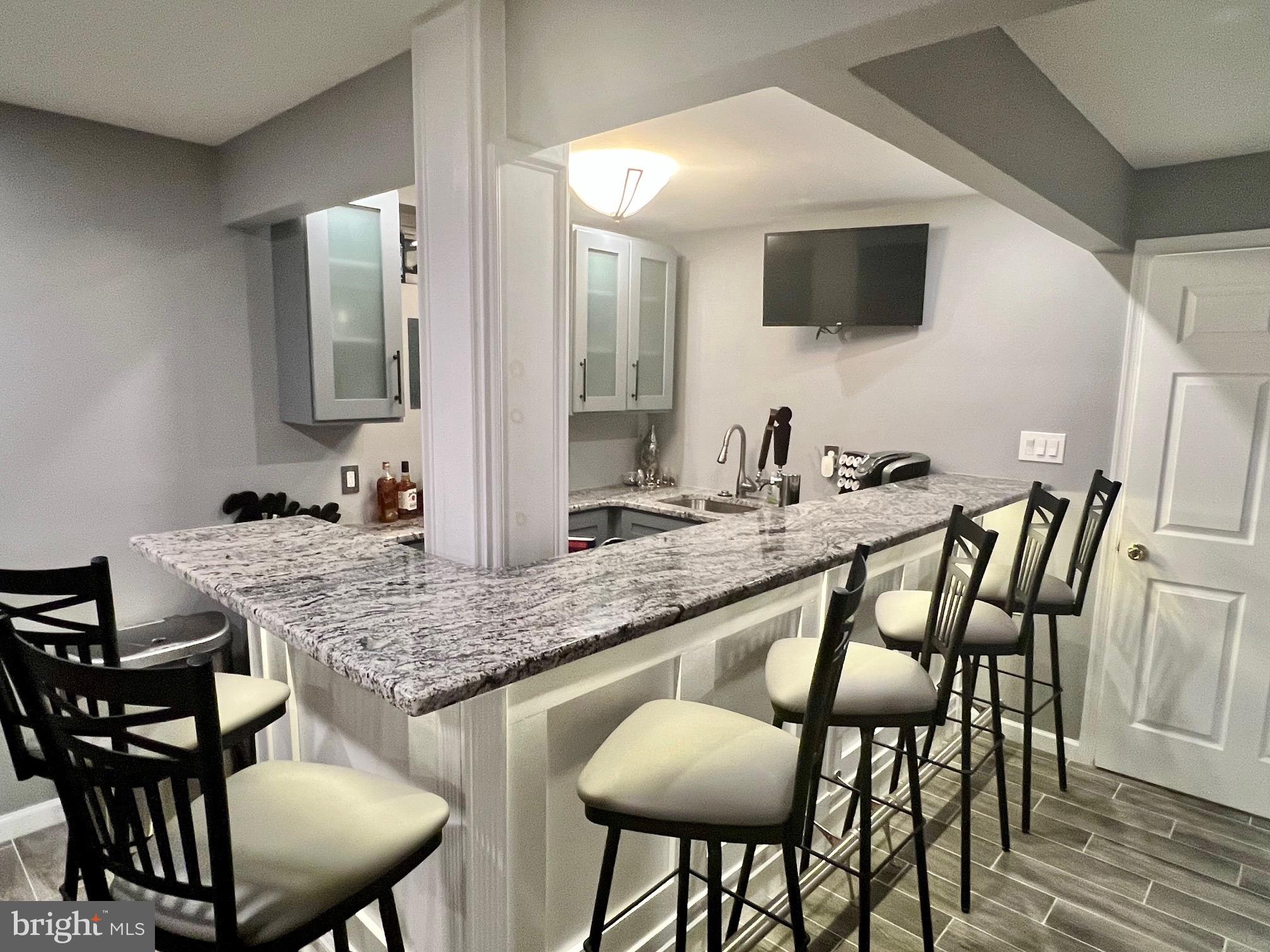 SOMERTON - Residential