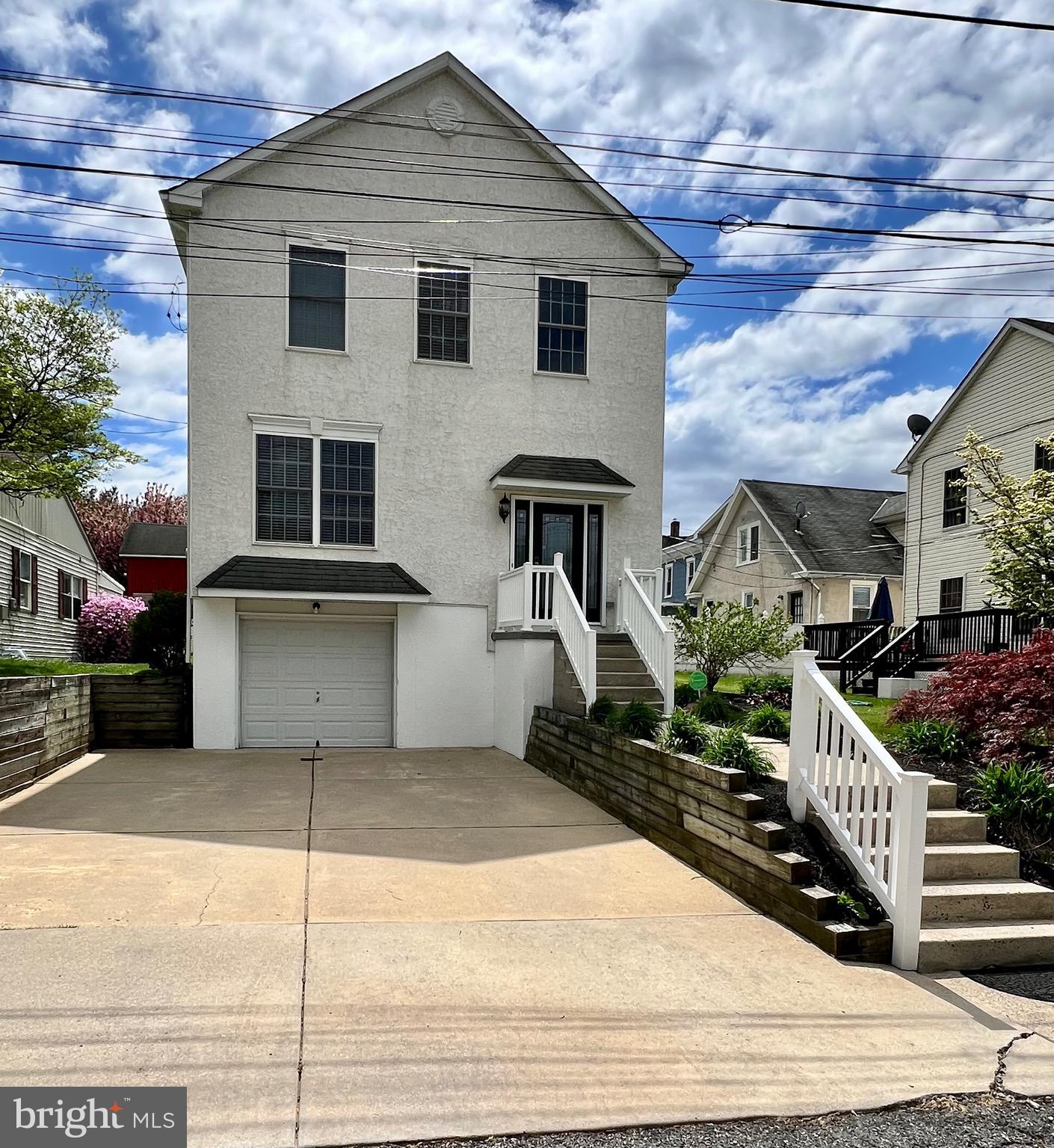 SOMERTON - Residential