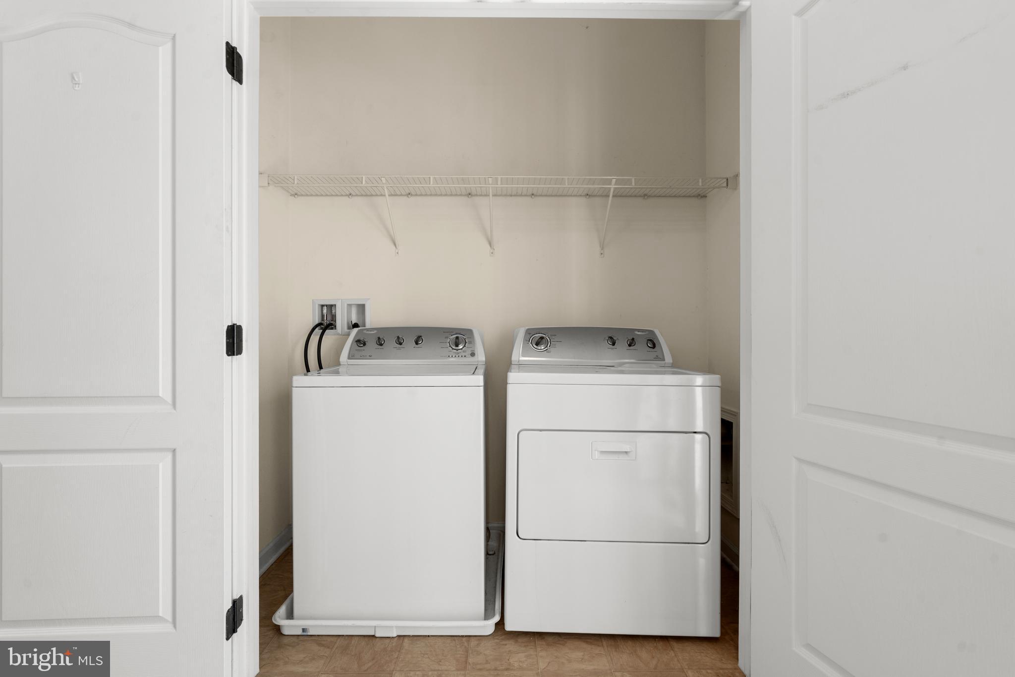 SOUTH RIDING - Residential