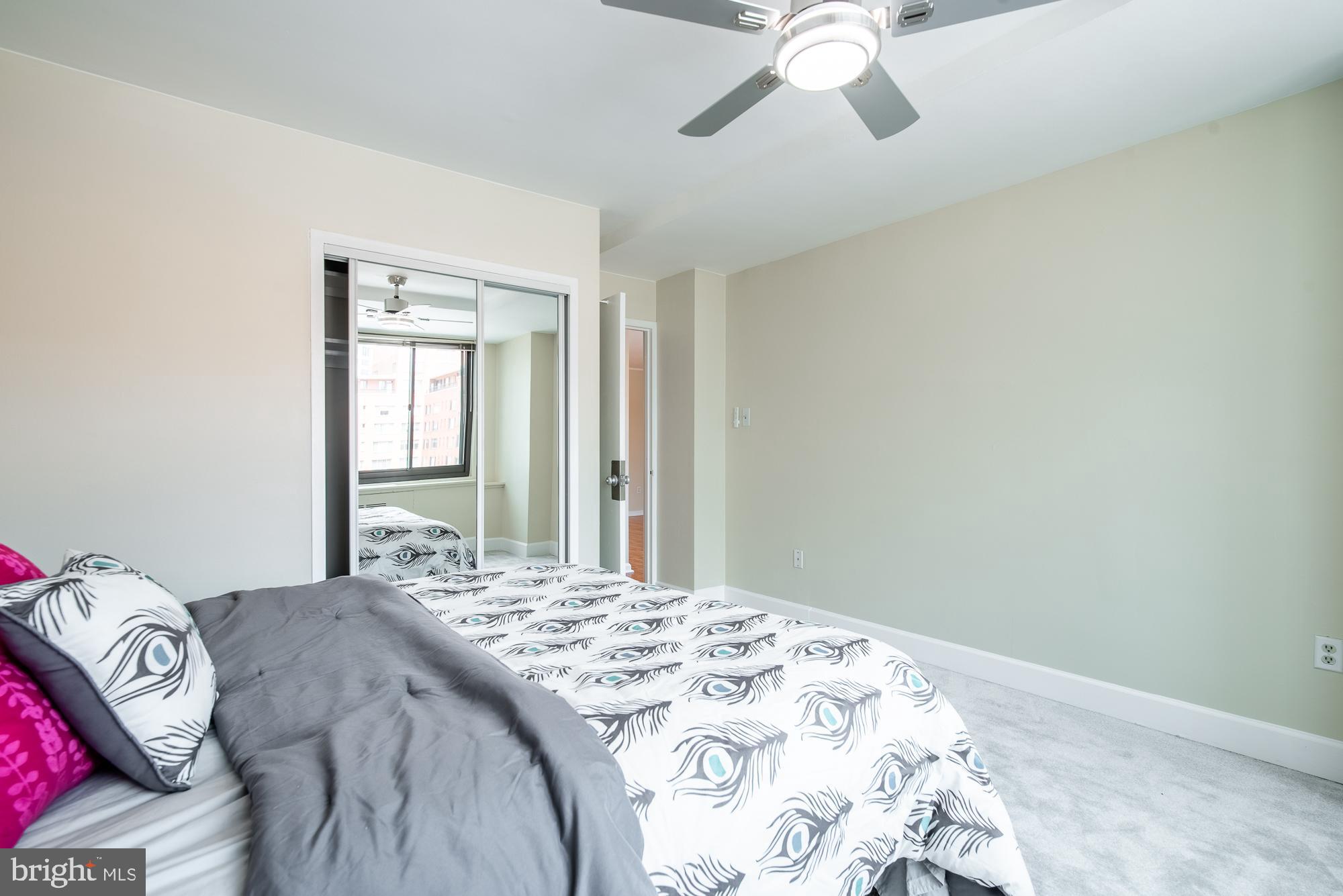 RIVER PLACE EAST - Residential