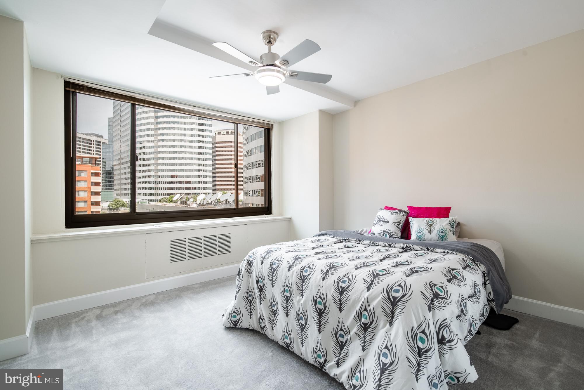 RIVER PLACE EAST - Residential