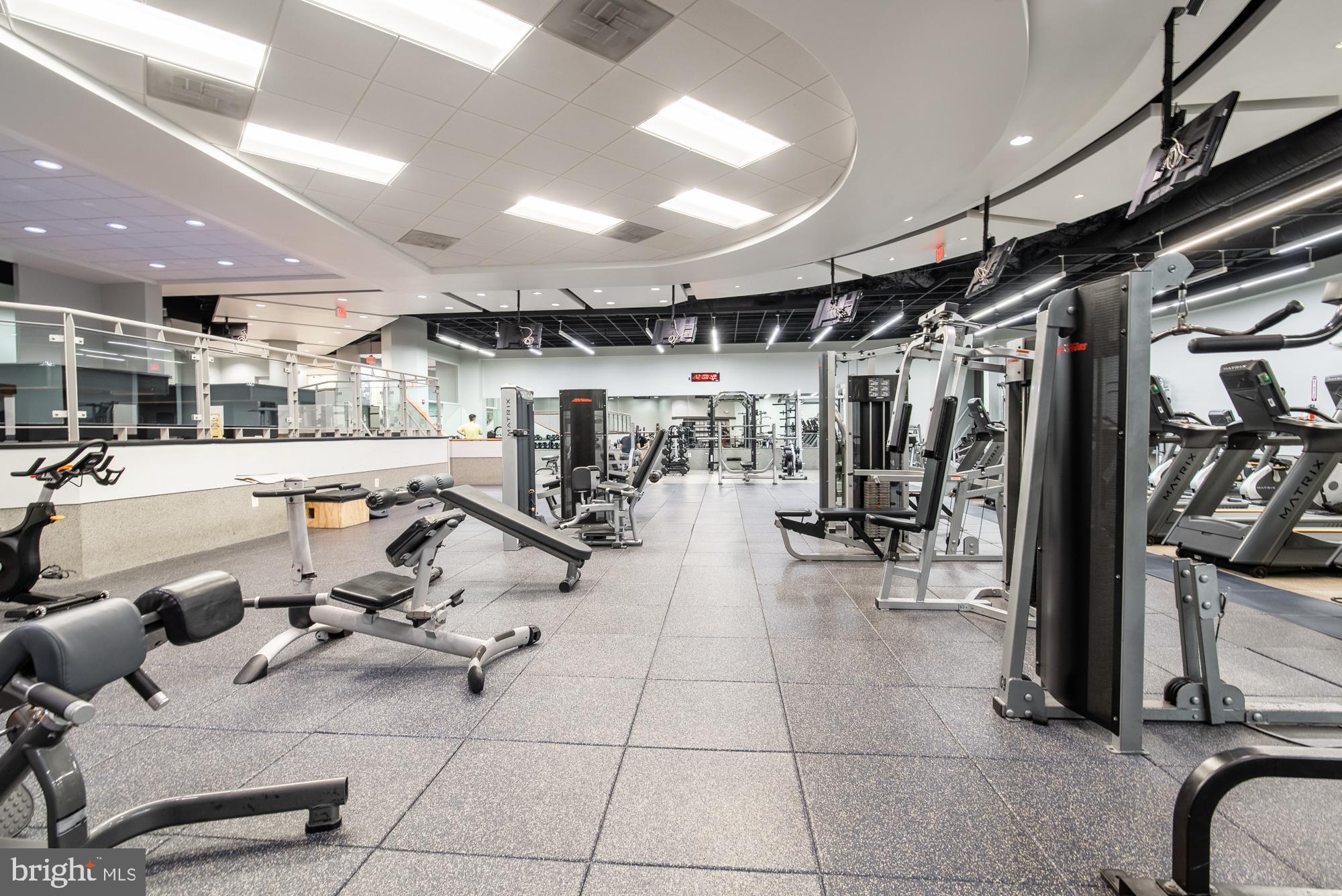 RIVER PLACE EAST - Residential