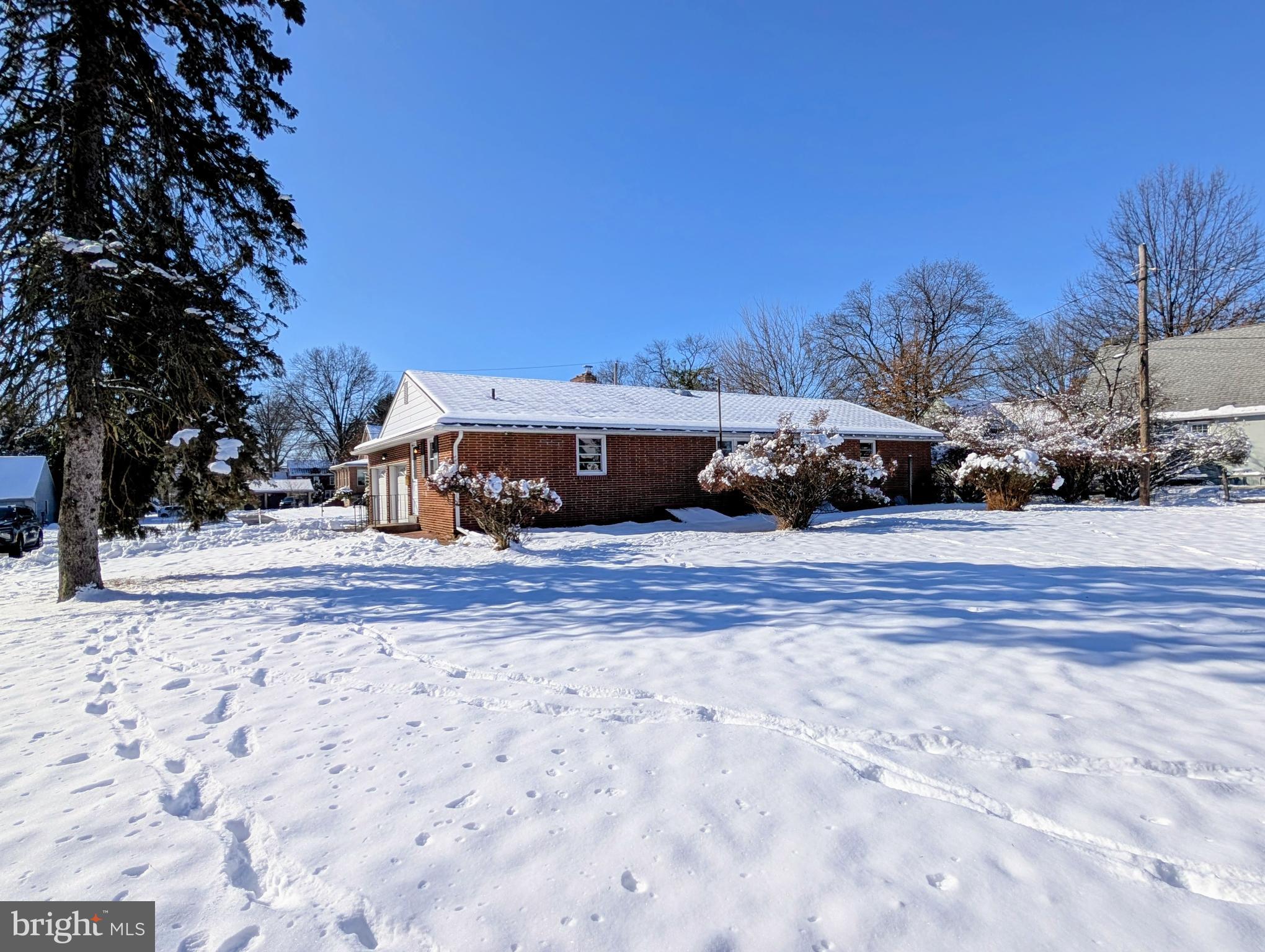 PENNBROOKE MANOR - Residential