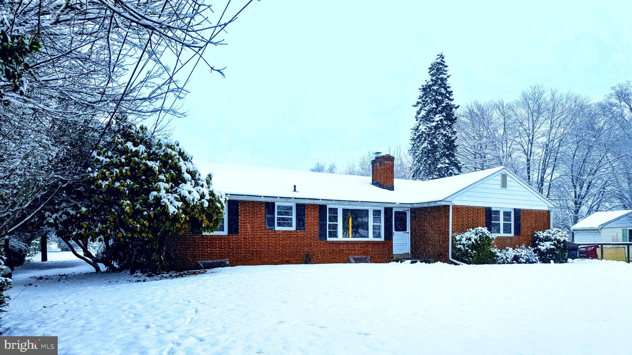 PENNBROOKE MANOR - Residential