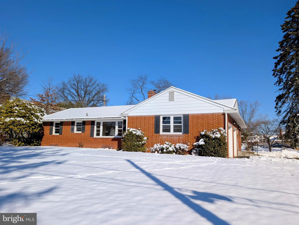 Photo of 617 Crescent Avenue, LANSDALE, PA 19446 (MLS # PAMC2165830)
