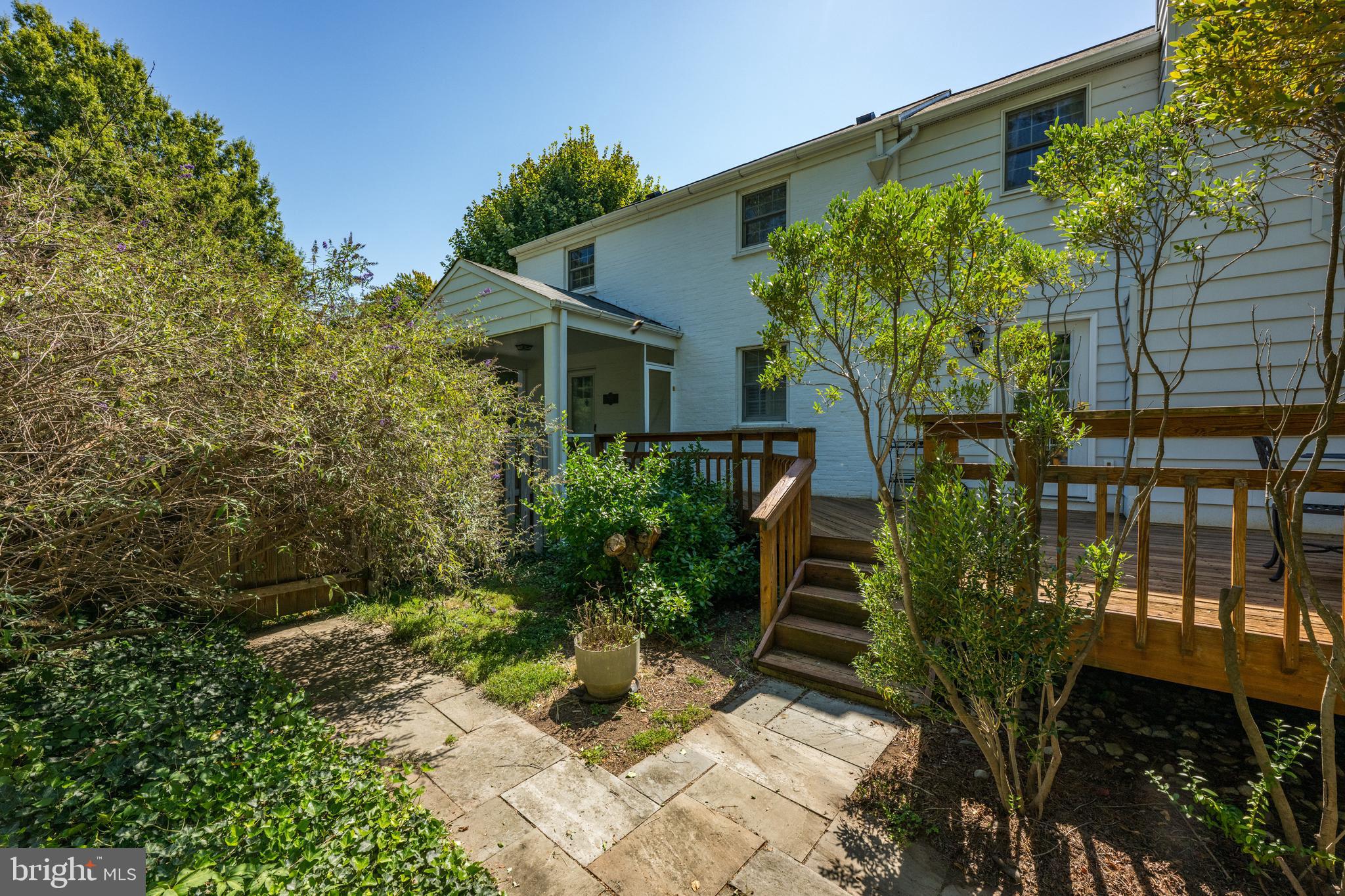 COLUMBIA FOREST - Residential