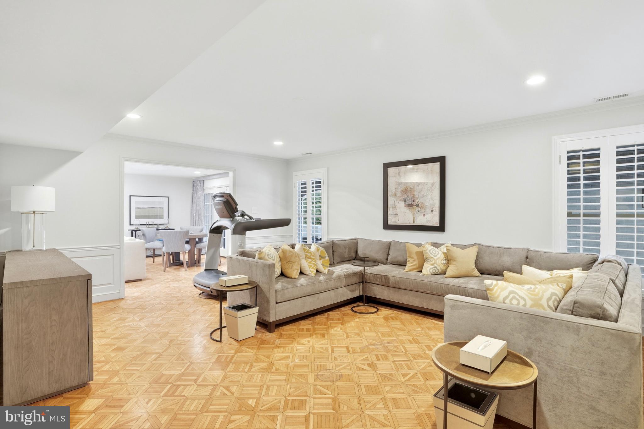 EVERMAY - Residential