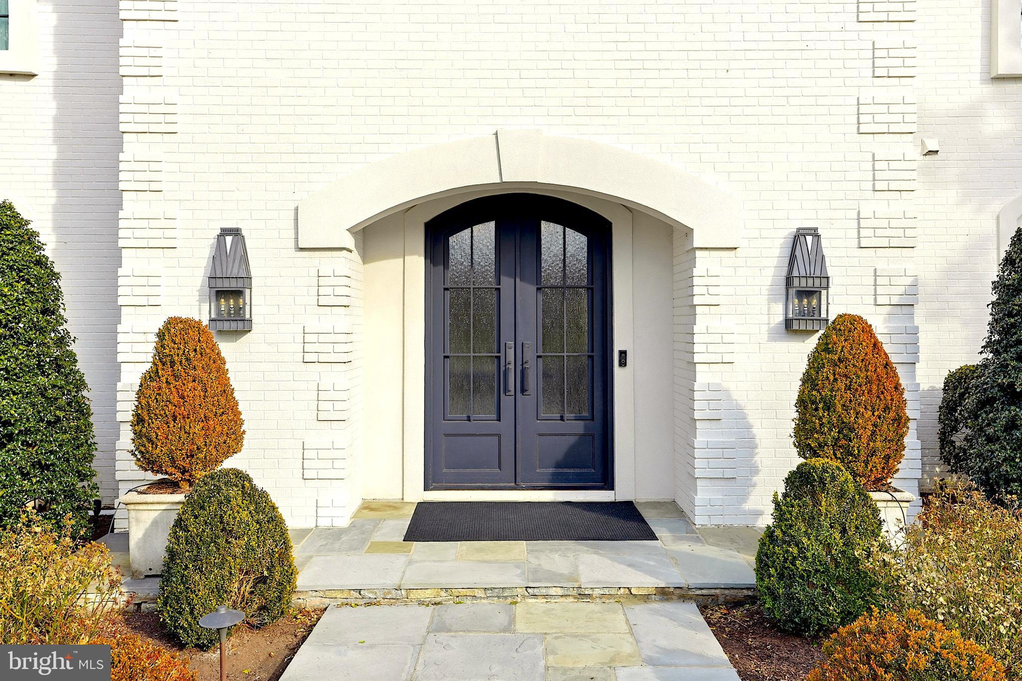 6202 VERNON PALMER COURT