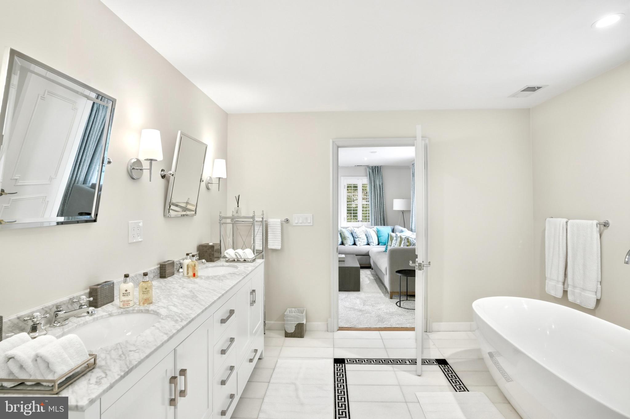 EVERMAY - Residential