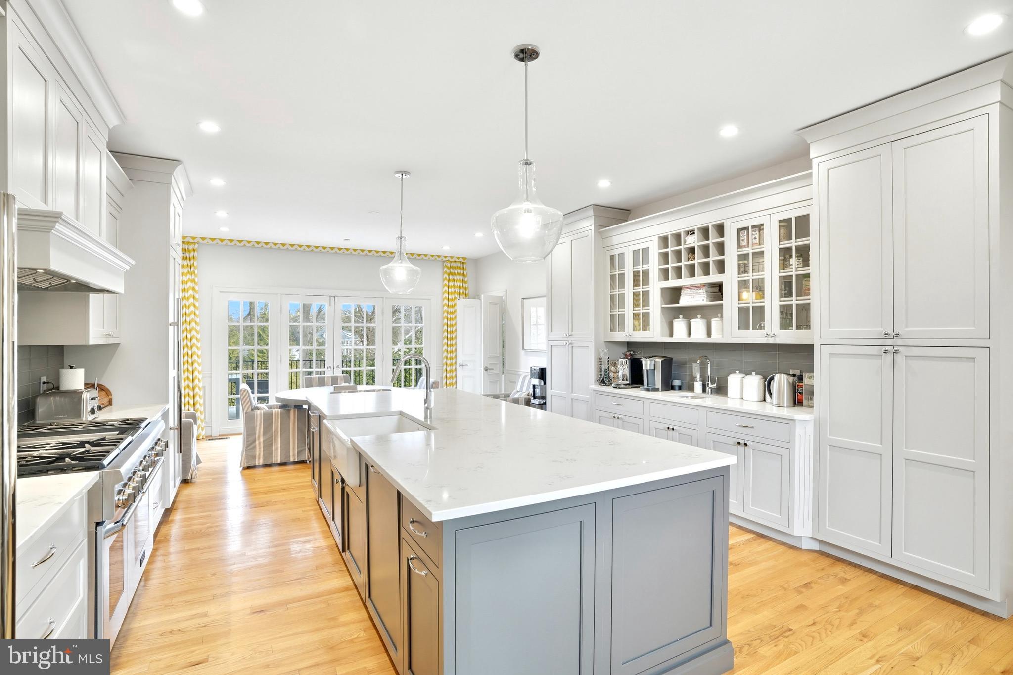 EVERMAY - Residential