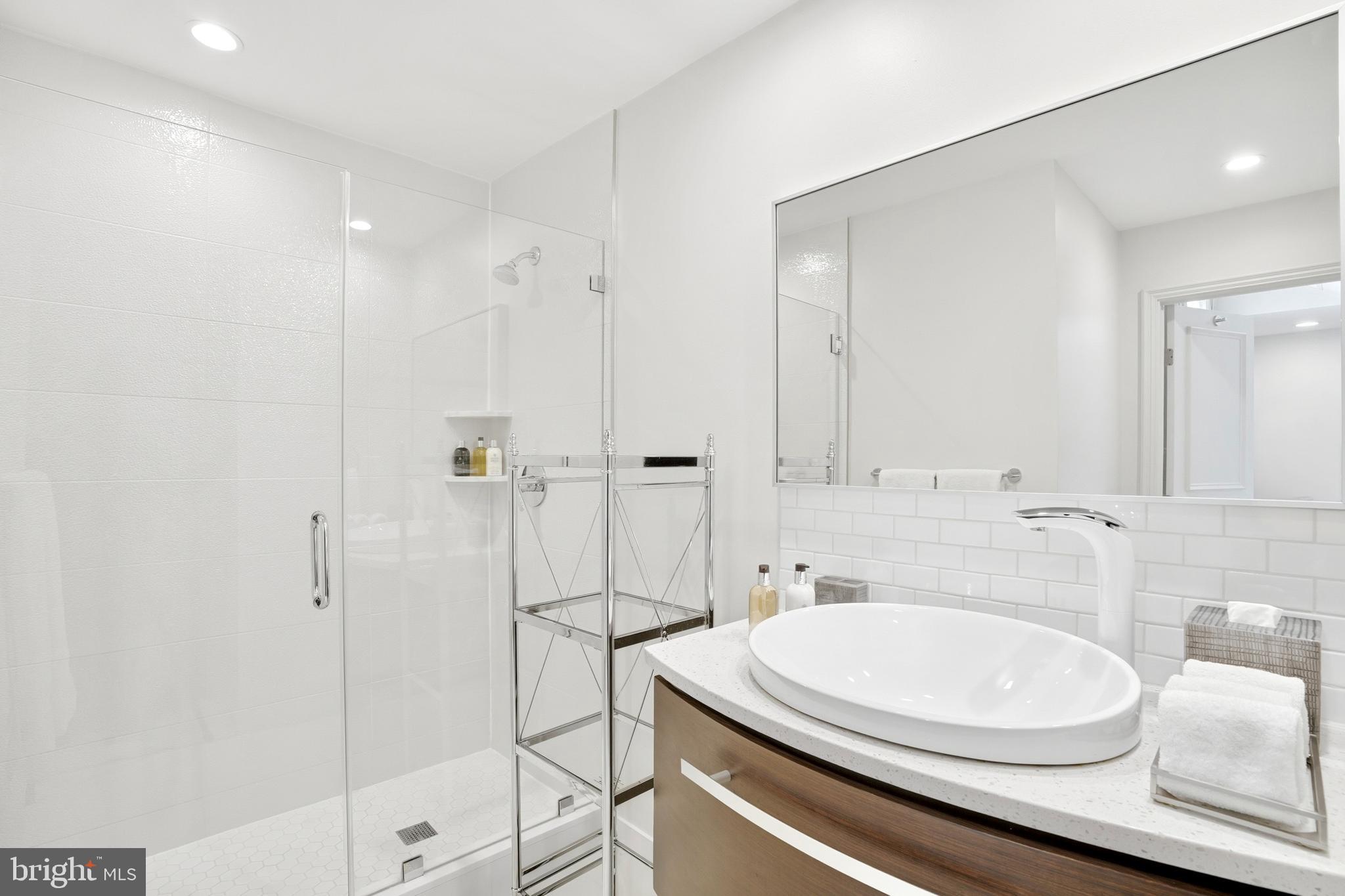 EVERMAY - Residential