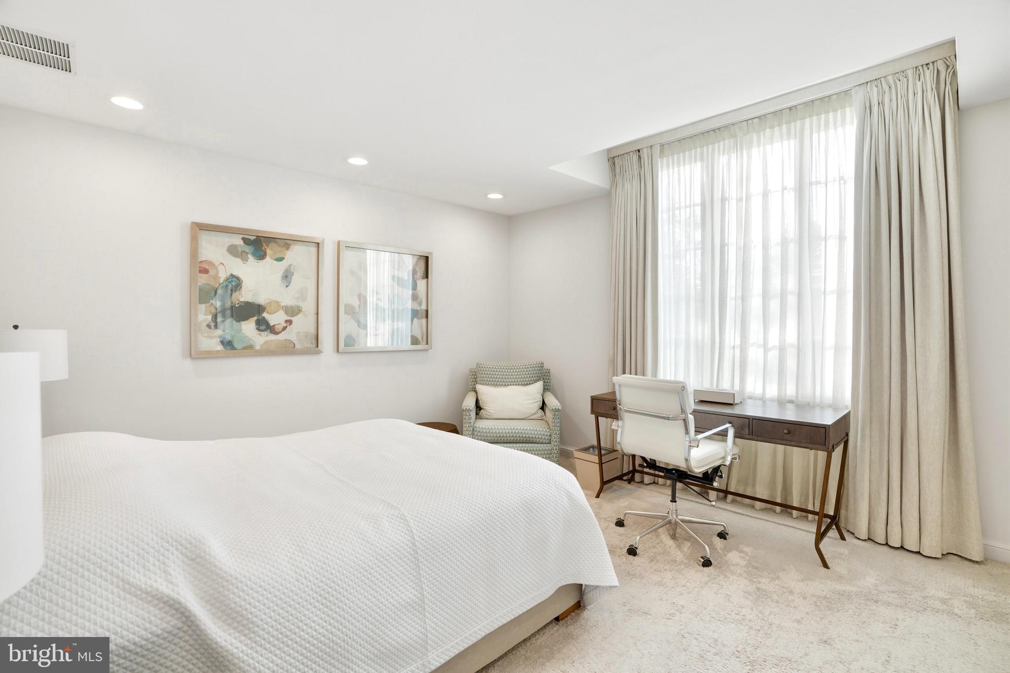 EVERMAY - Residential