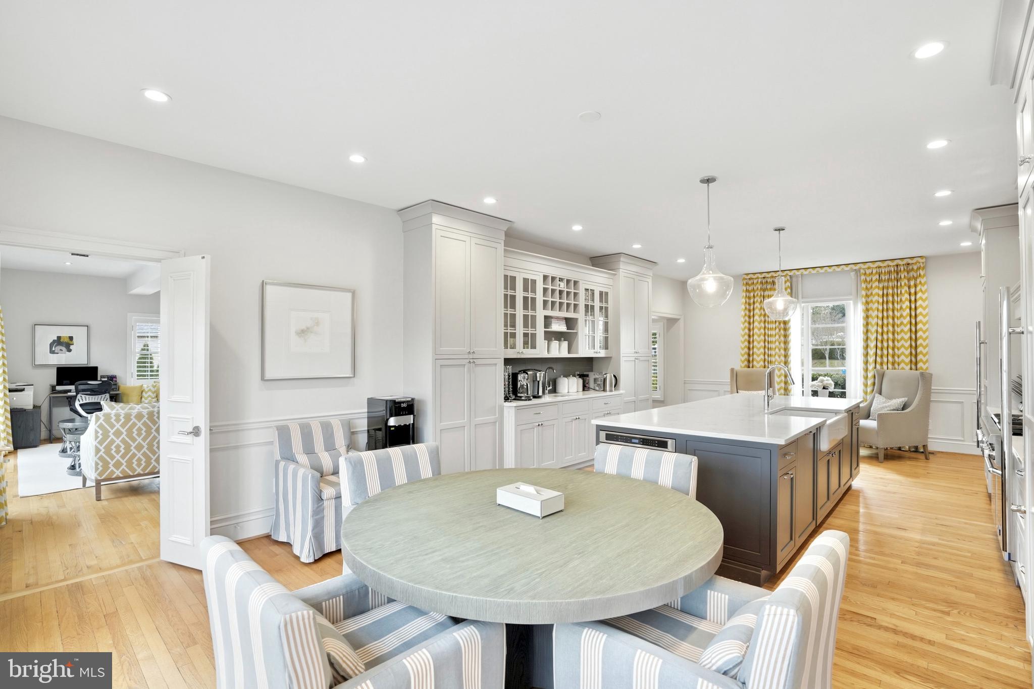 EVERMAY - Residential