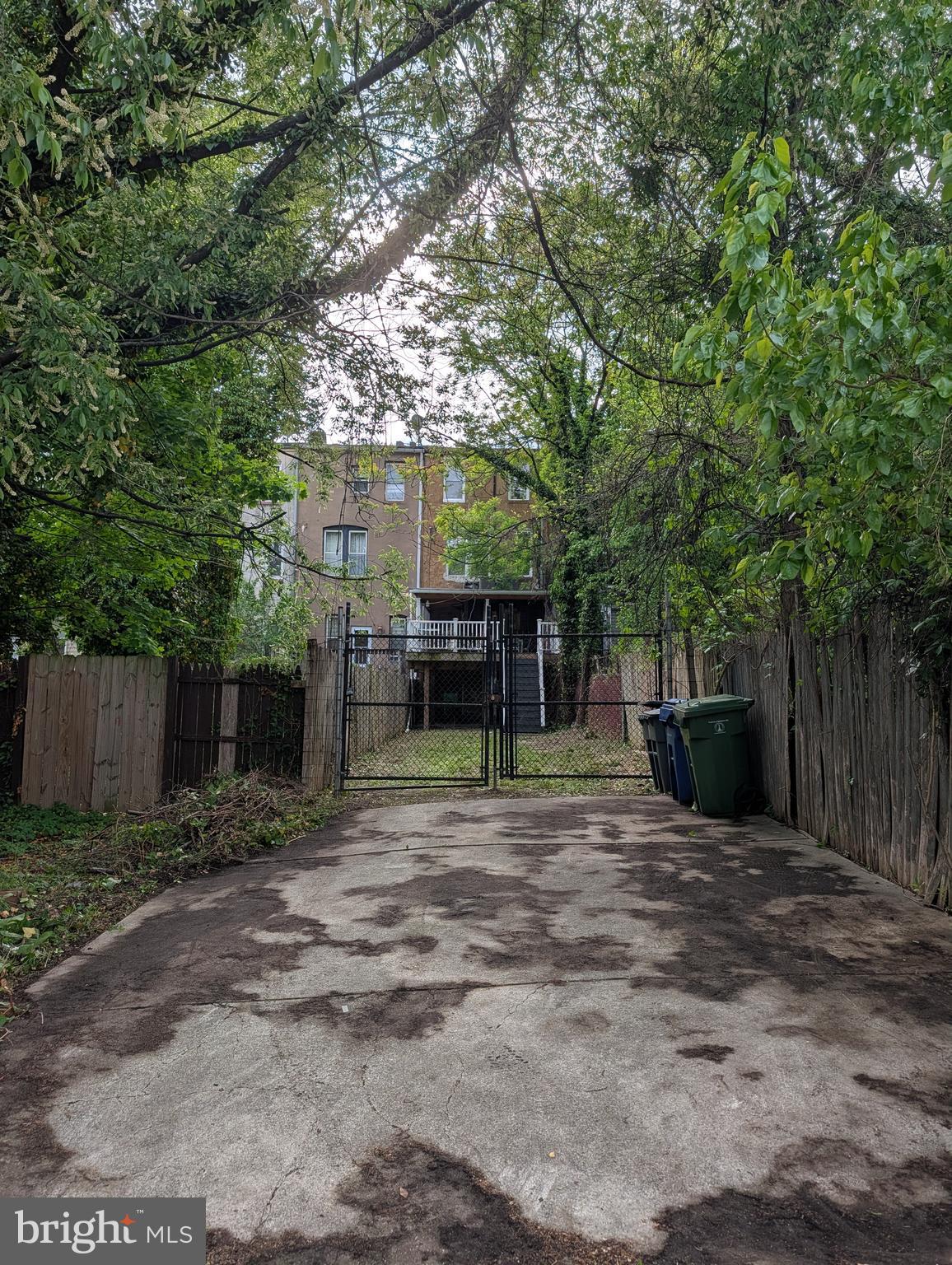 CHARLES VILLAGE - Residential
