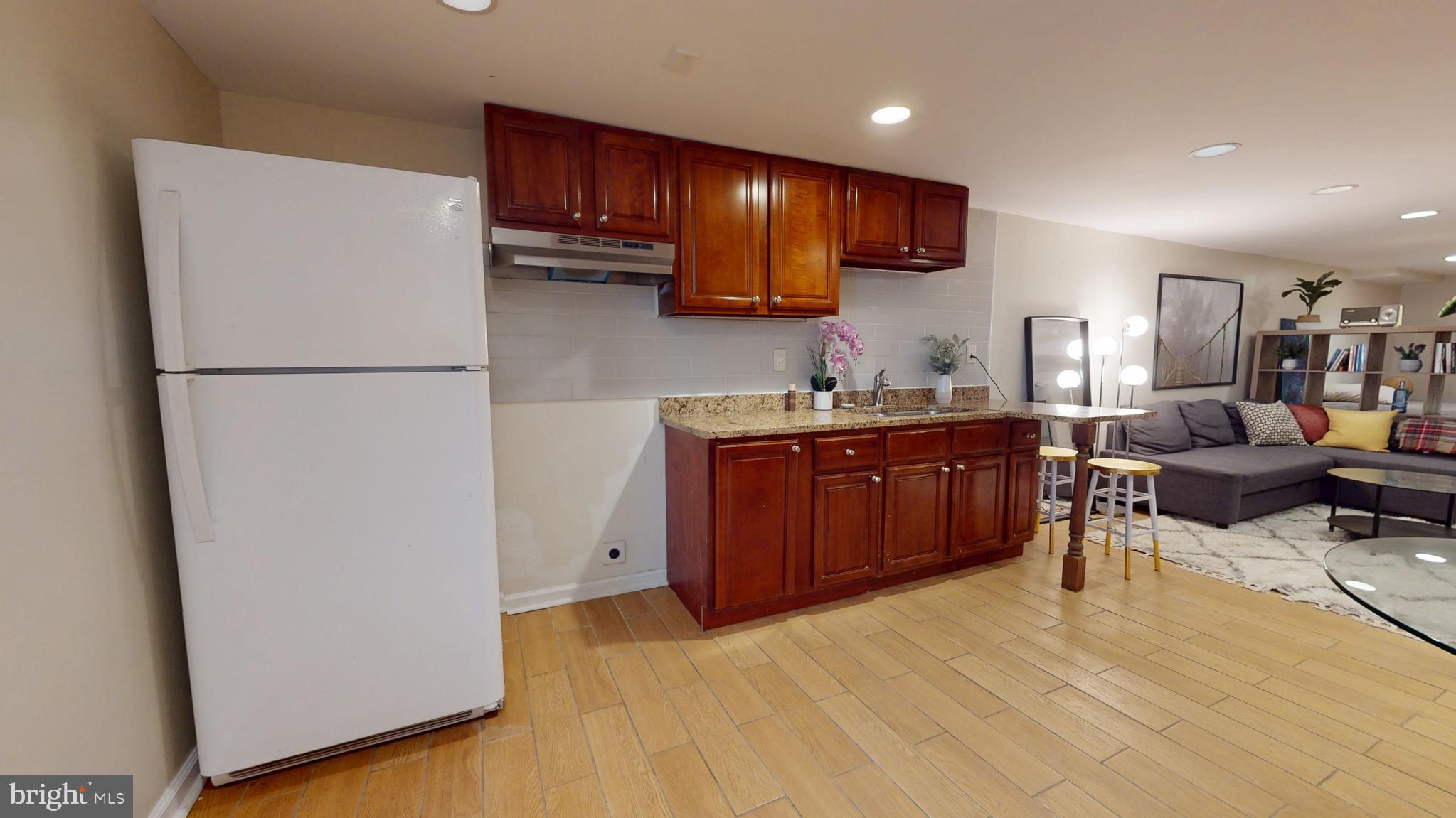 CHARLES VILLAGE - Residential