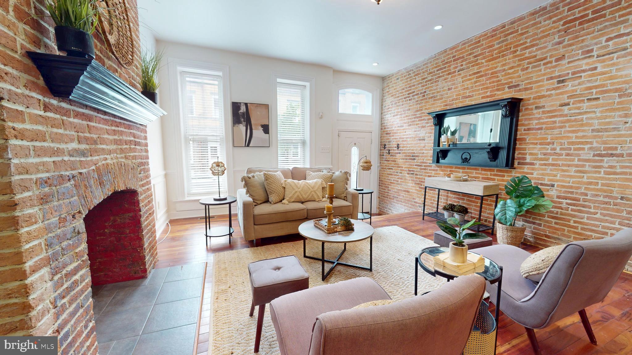 2431 CALVERT STREET N