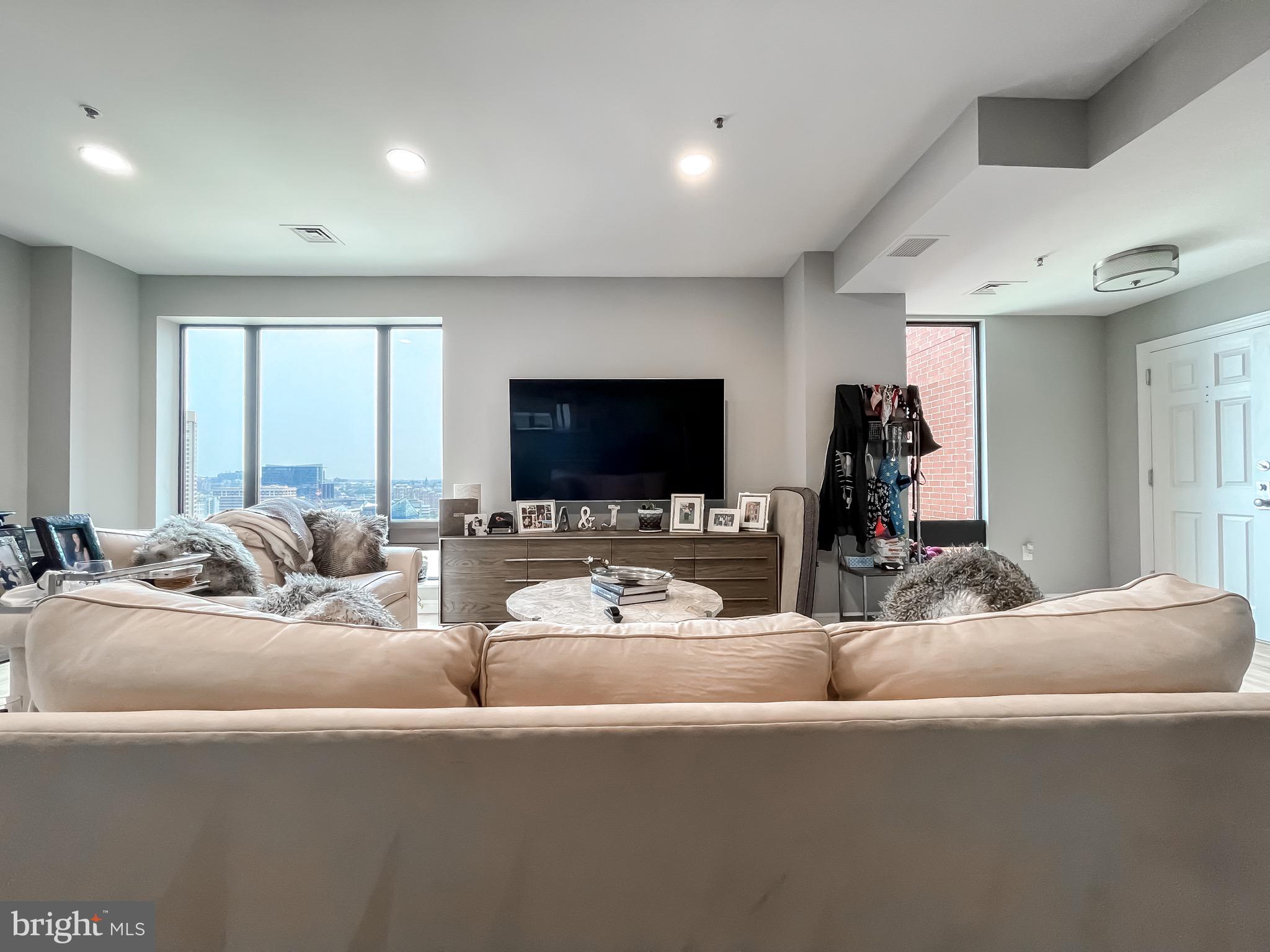 INNER HARBOR - Residential