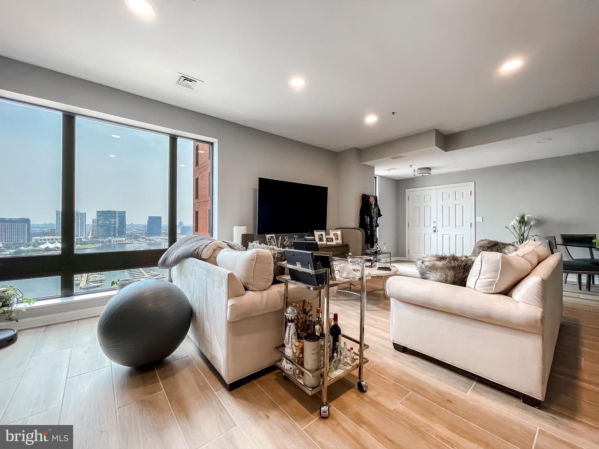 INNER HARBOR - Residential