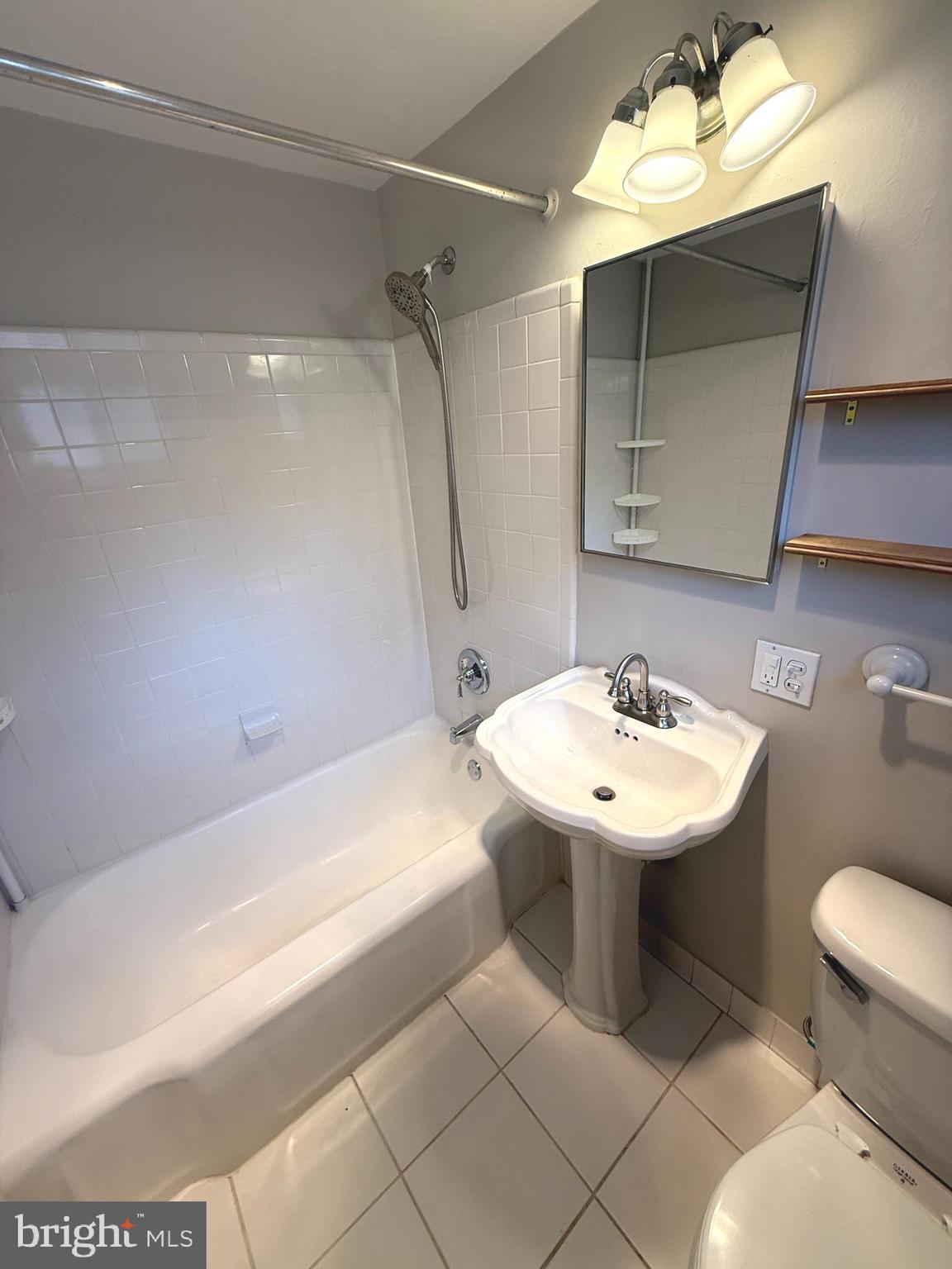 PARKFAIRFAX - Residential Lease