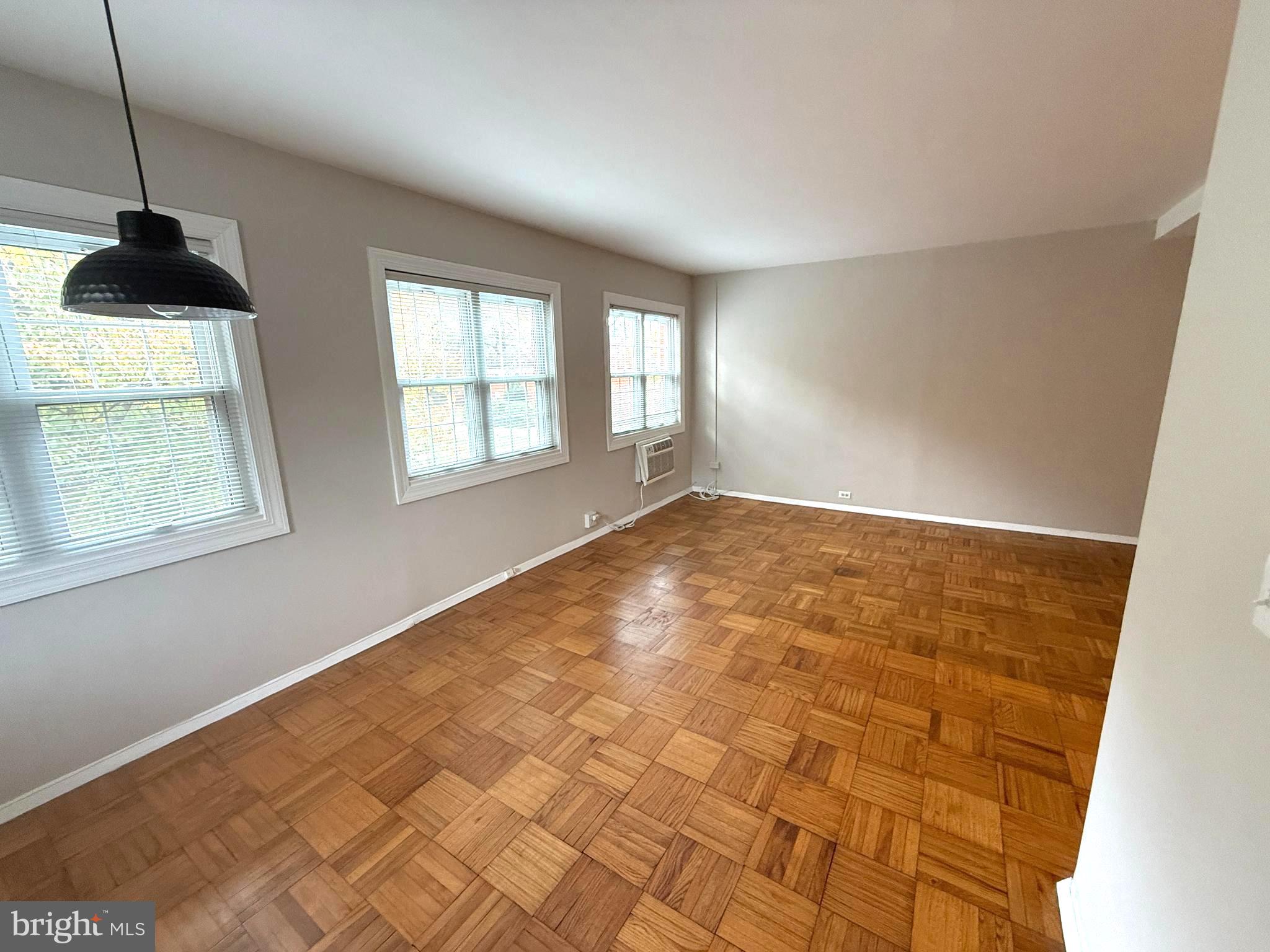 PARKFAIRFAX - Residential Lease