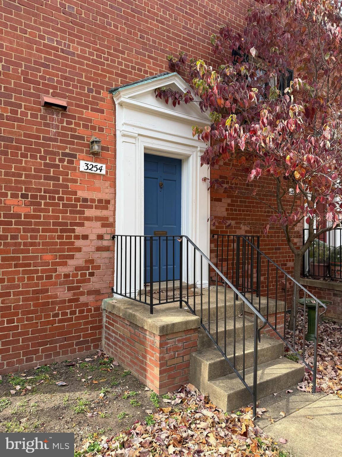 PARKFAIRFAX - Residential Lease