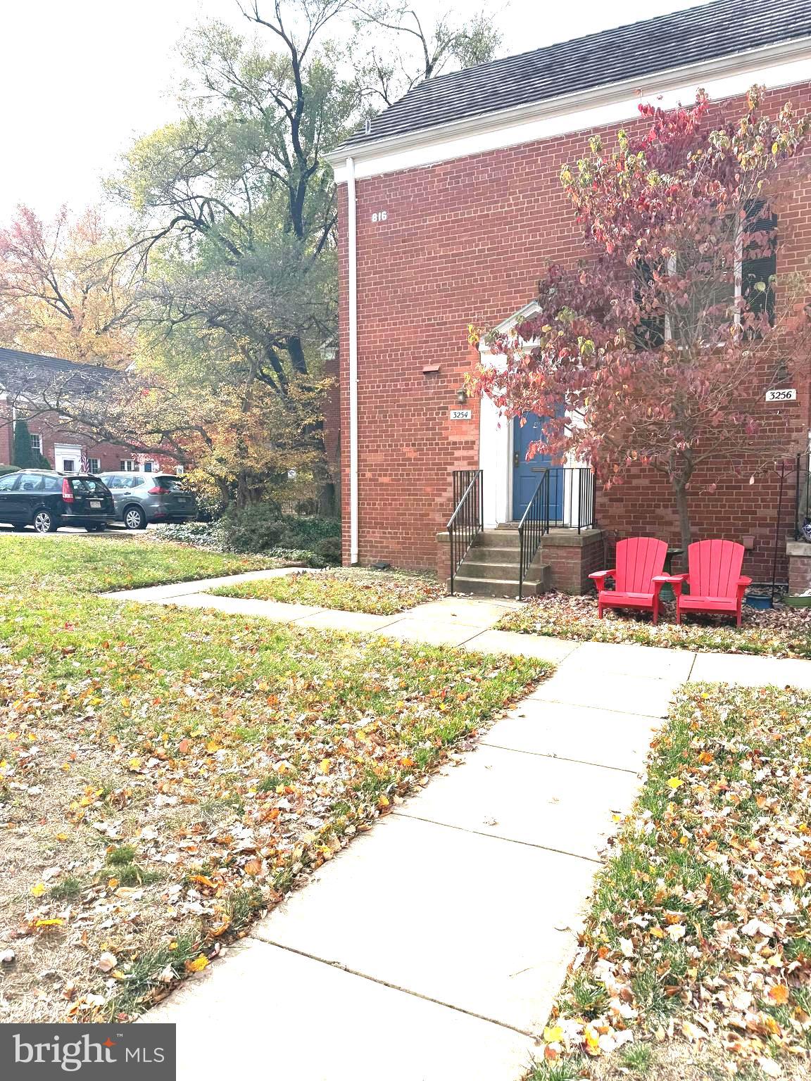 PARKFAIRFAX - Residential Lease