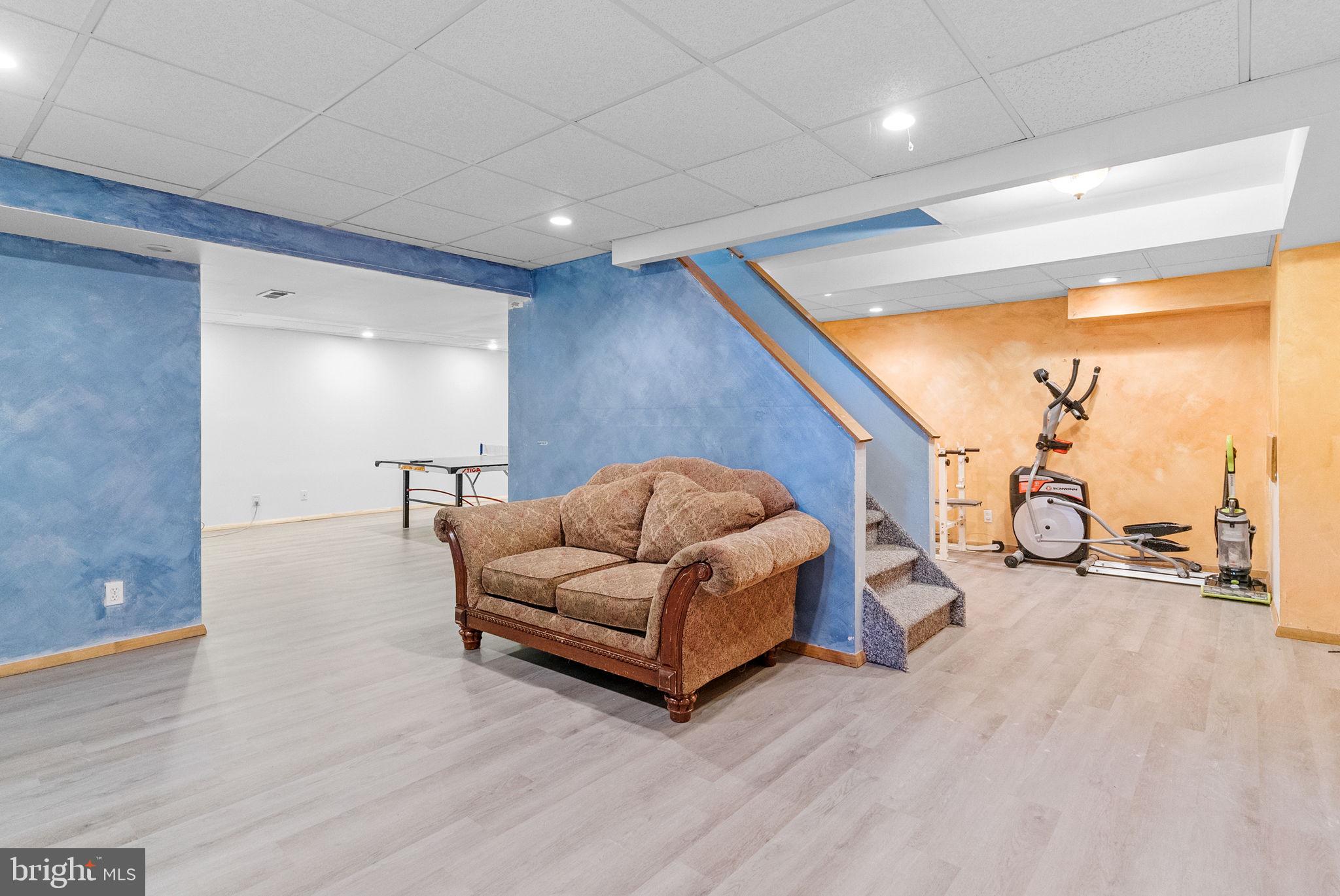 CHARLESTOWNE - Residential