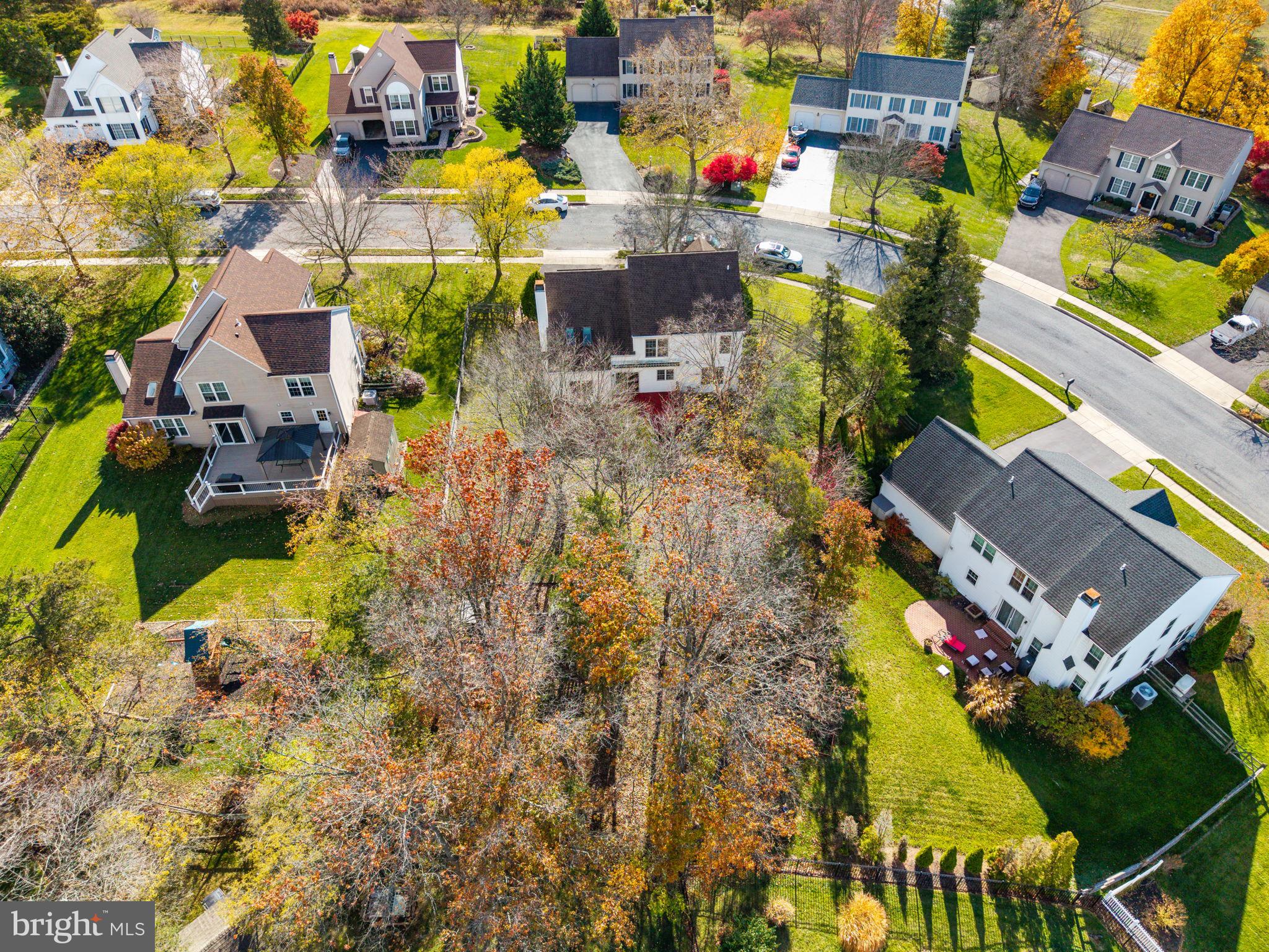 CHARLESTOWNE - Residential