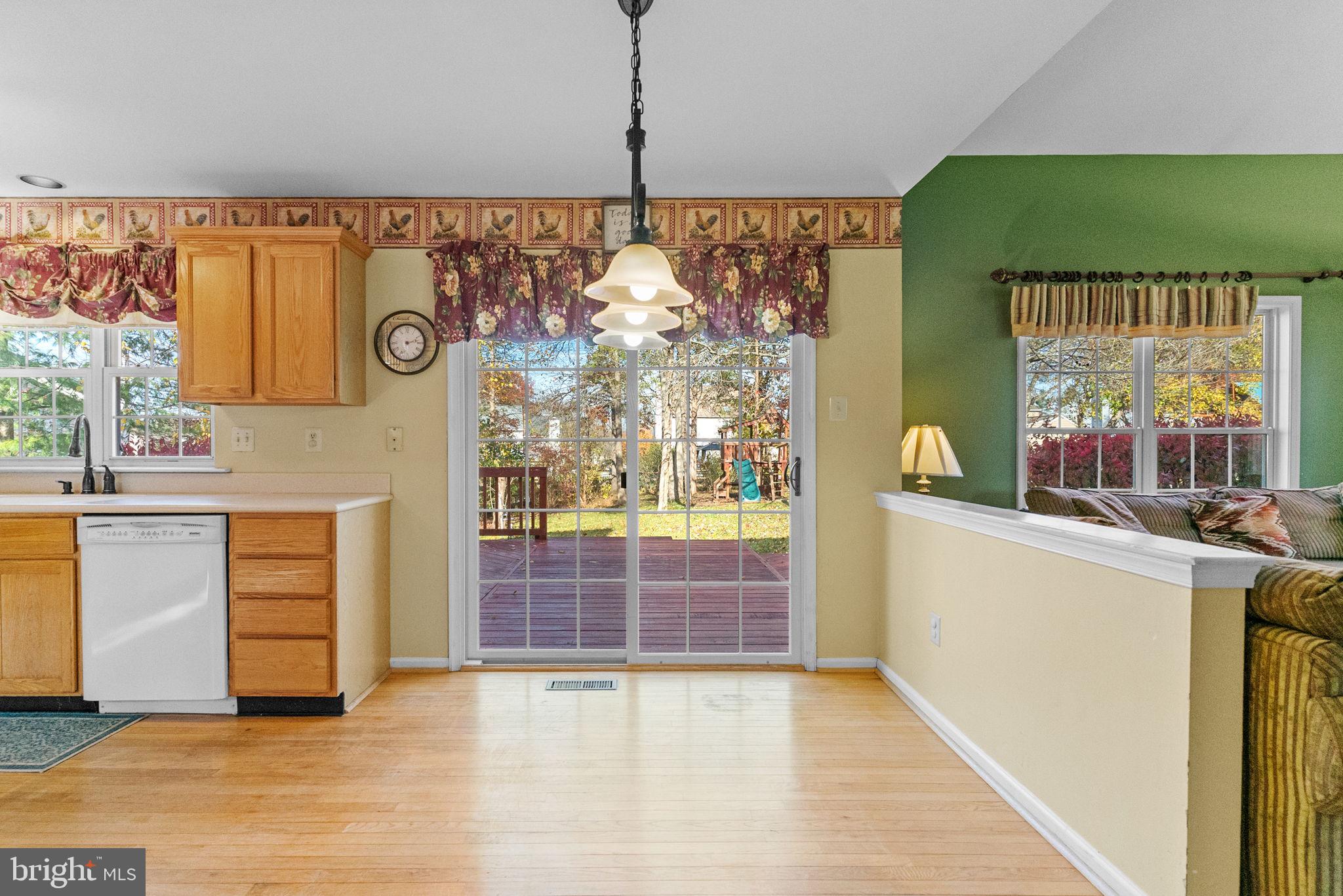 CHARLESTOWNE - Residential