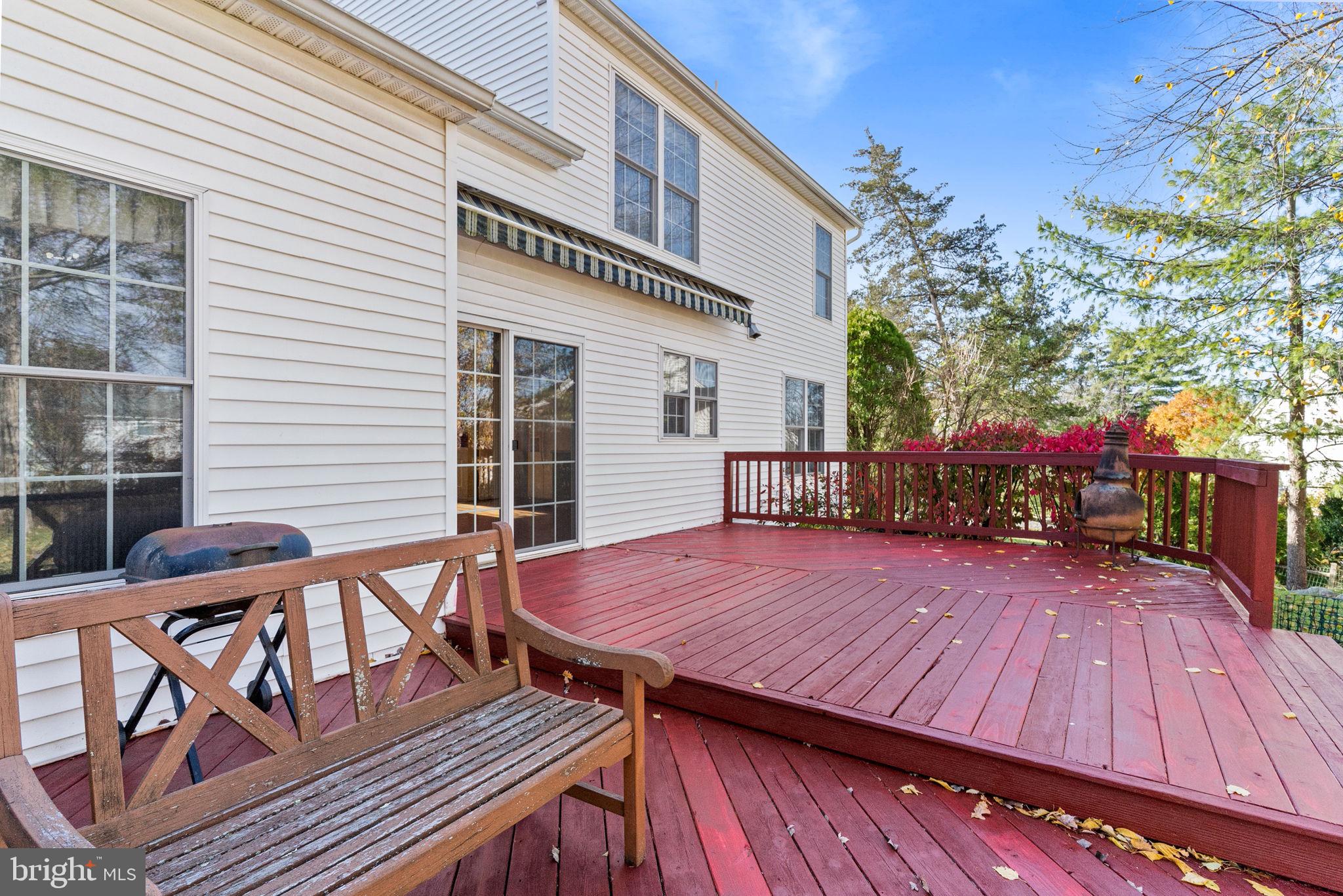 CHARLESTOWNE - Residential