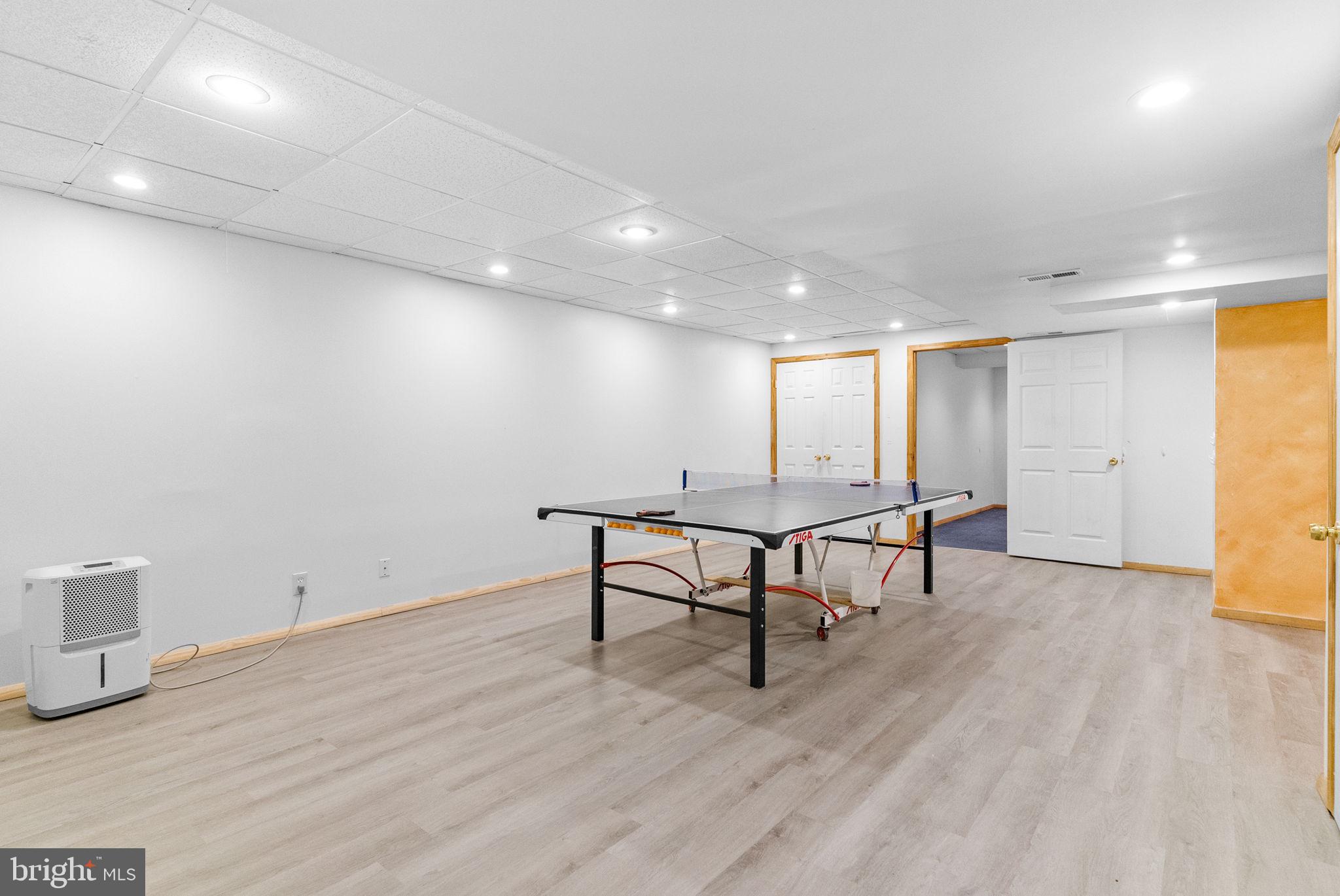 CHARLESTOWNE - Residential