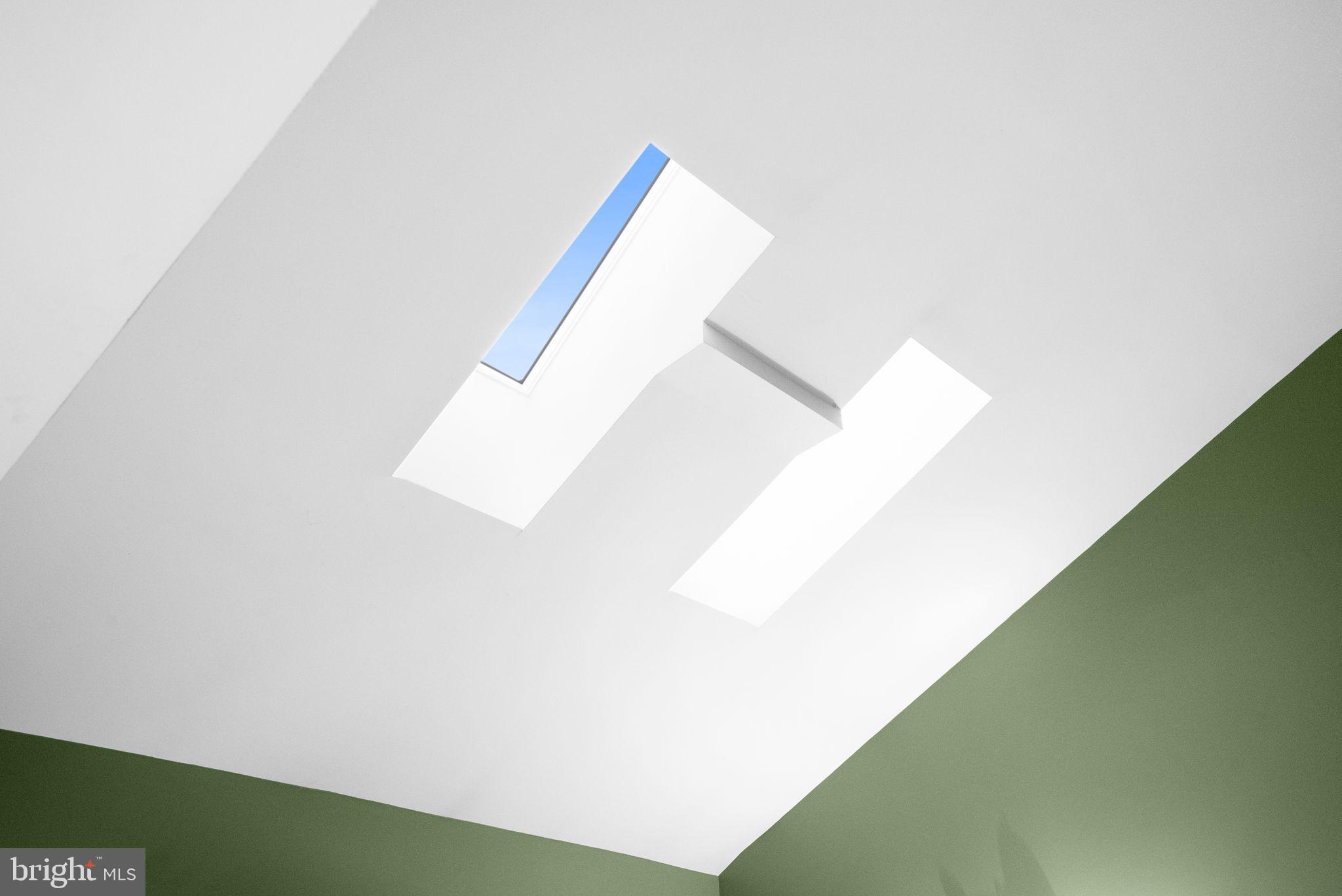 CHARLESTOWNE - Residential