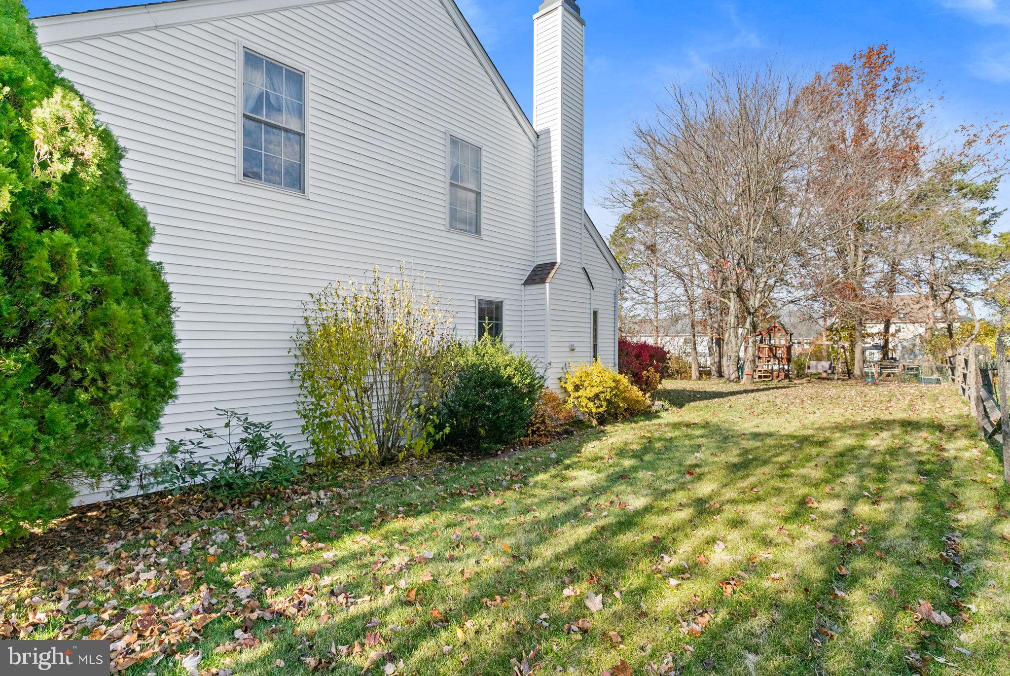 CHARLESTOWNE - Residential