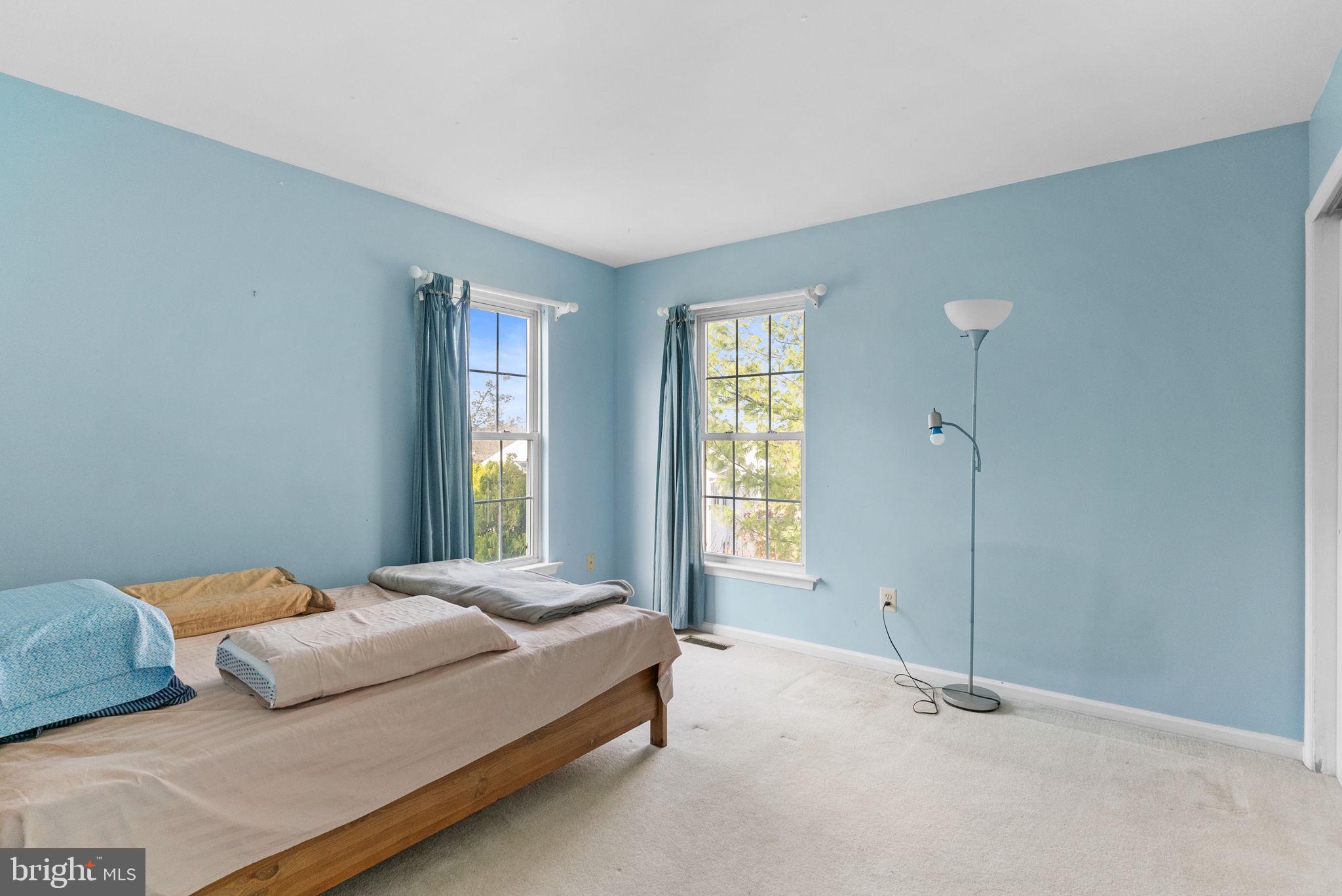 CHARLESTOWNE - Residential