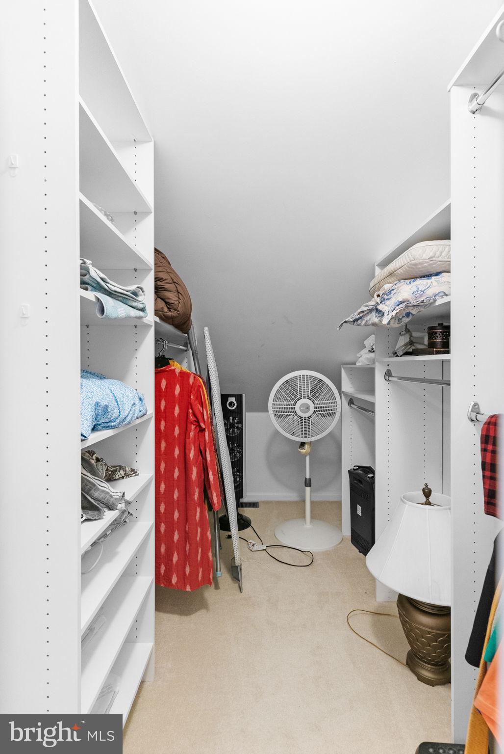 CHARLESTOWNE - Residential