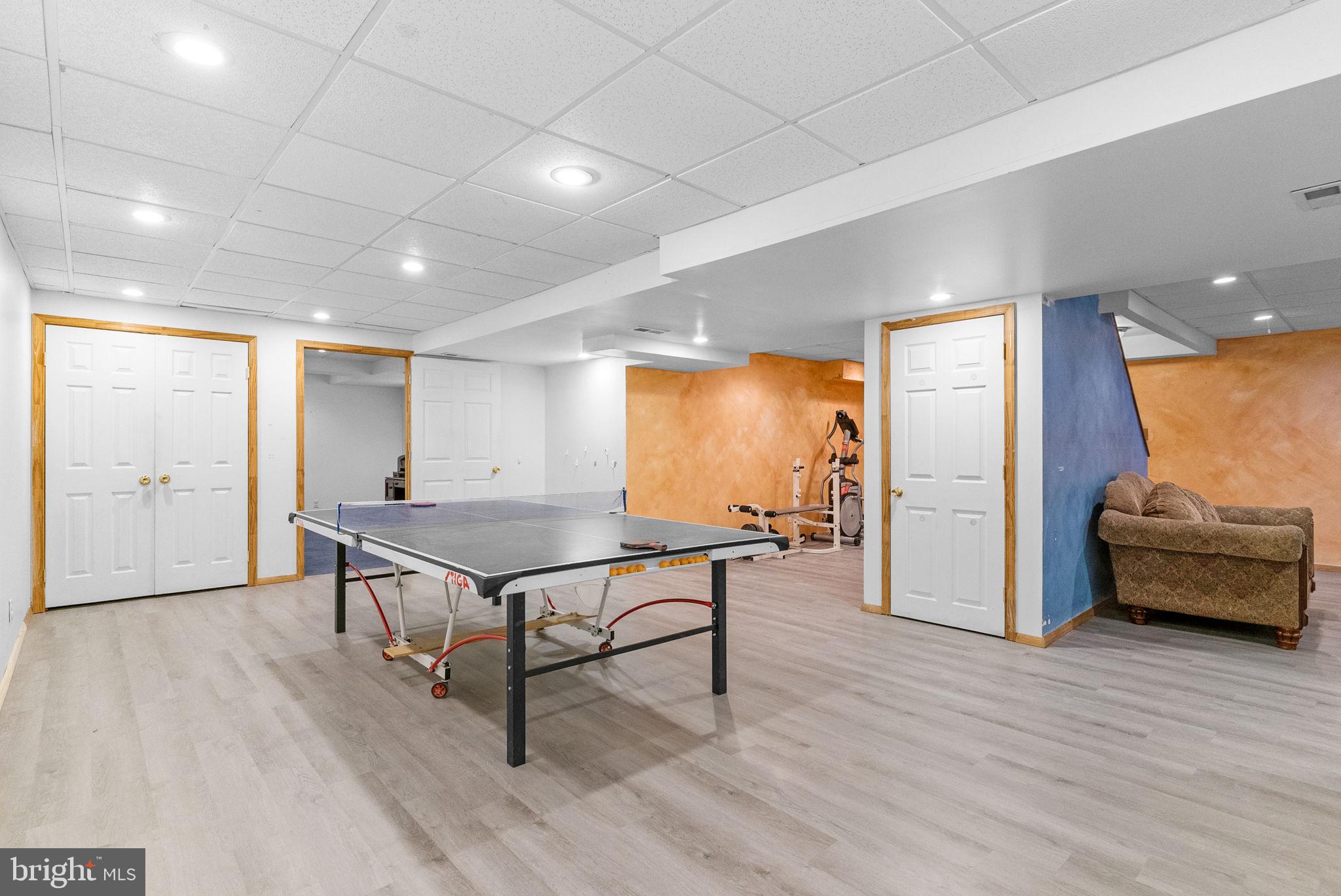 CHARLESTOWNE - Residential