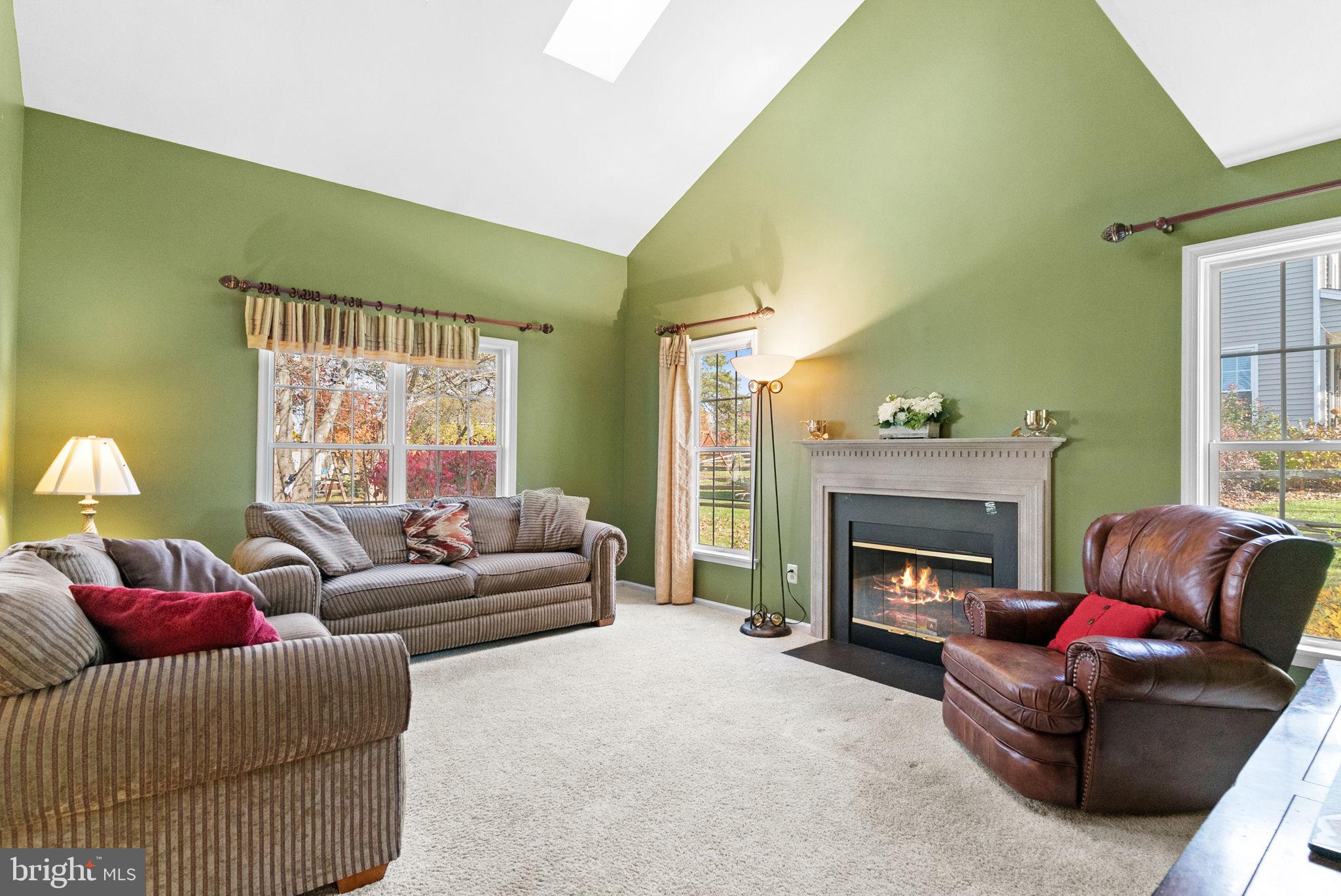 CHARLESTOWNE - Residential