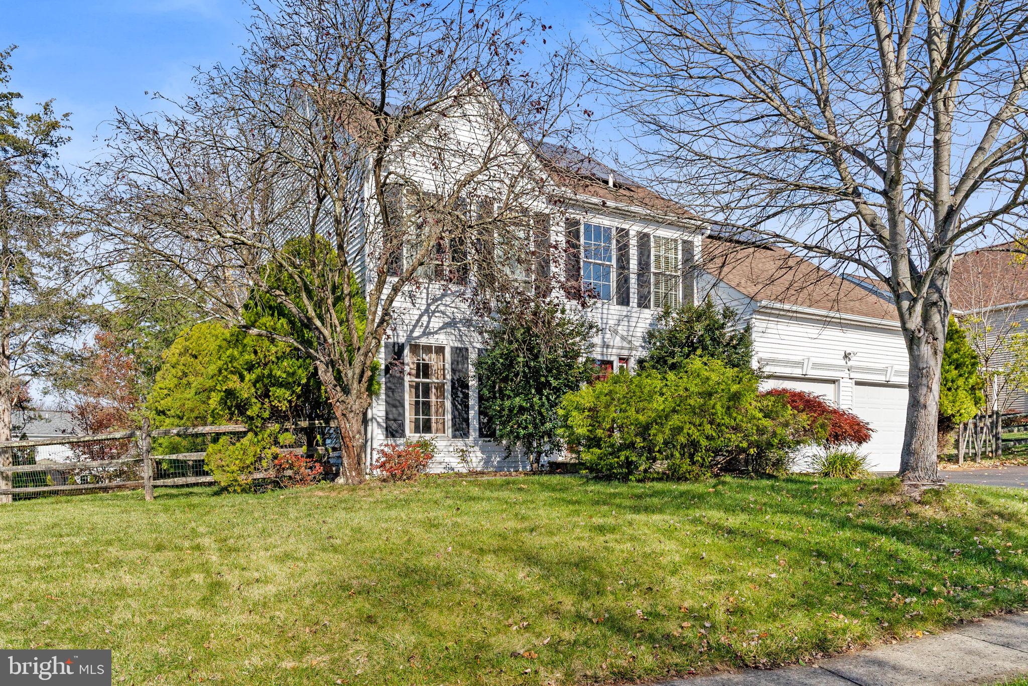 CHARLESTOWNE - Residential