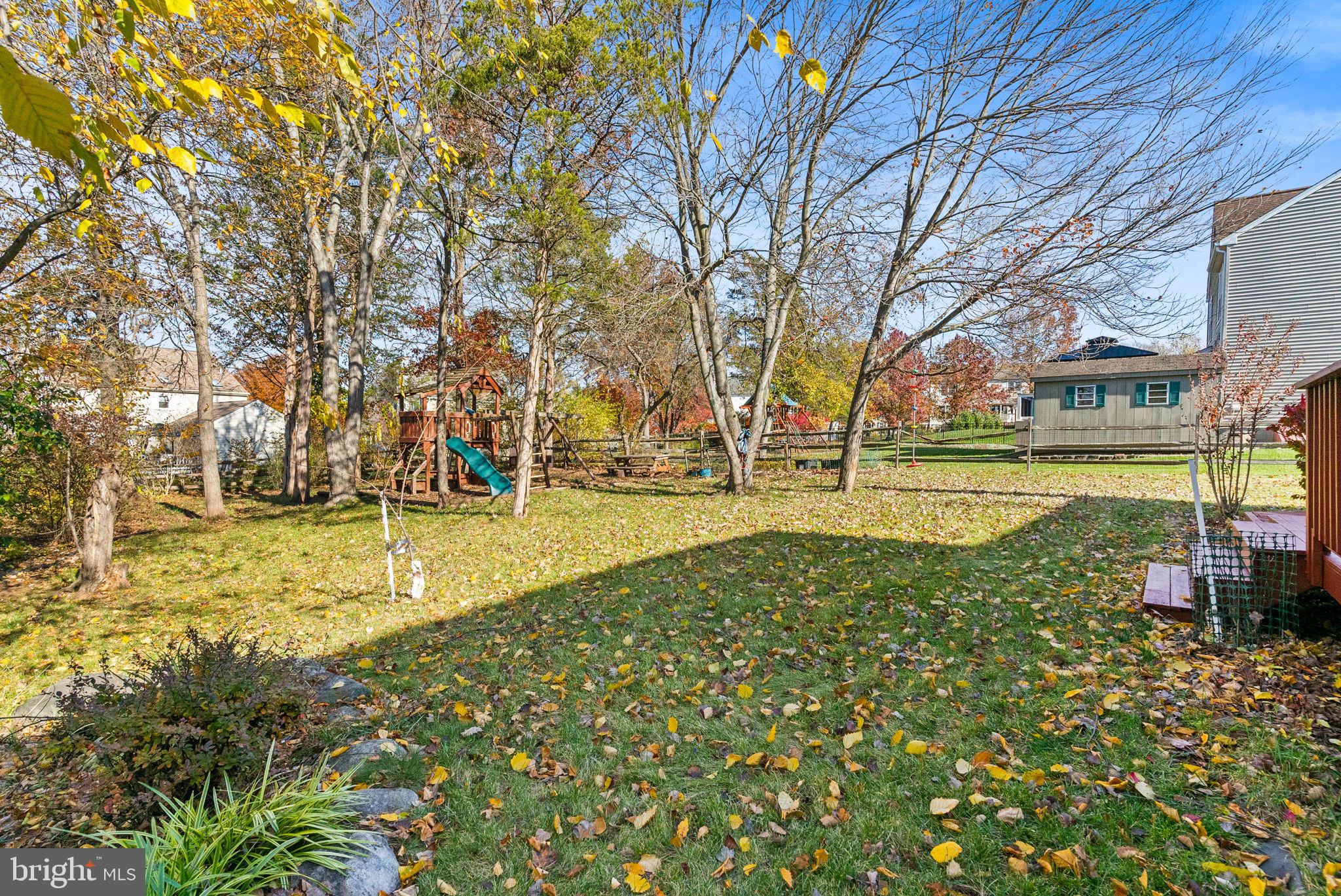 CHARLESTOWNE - Residential