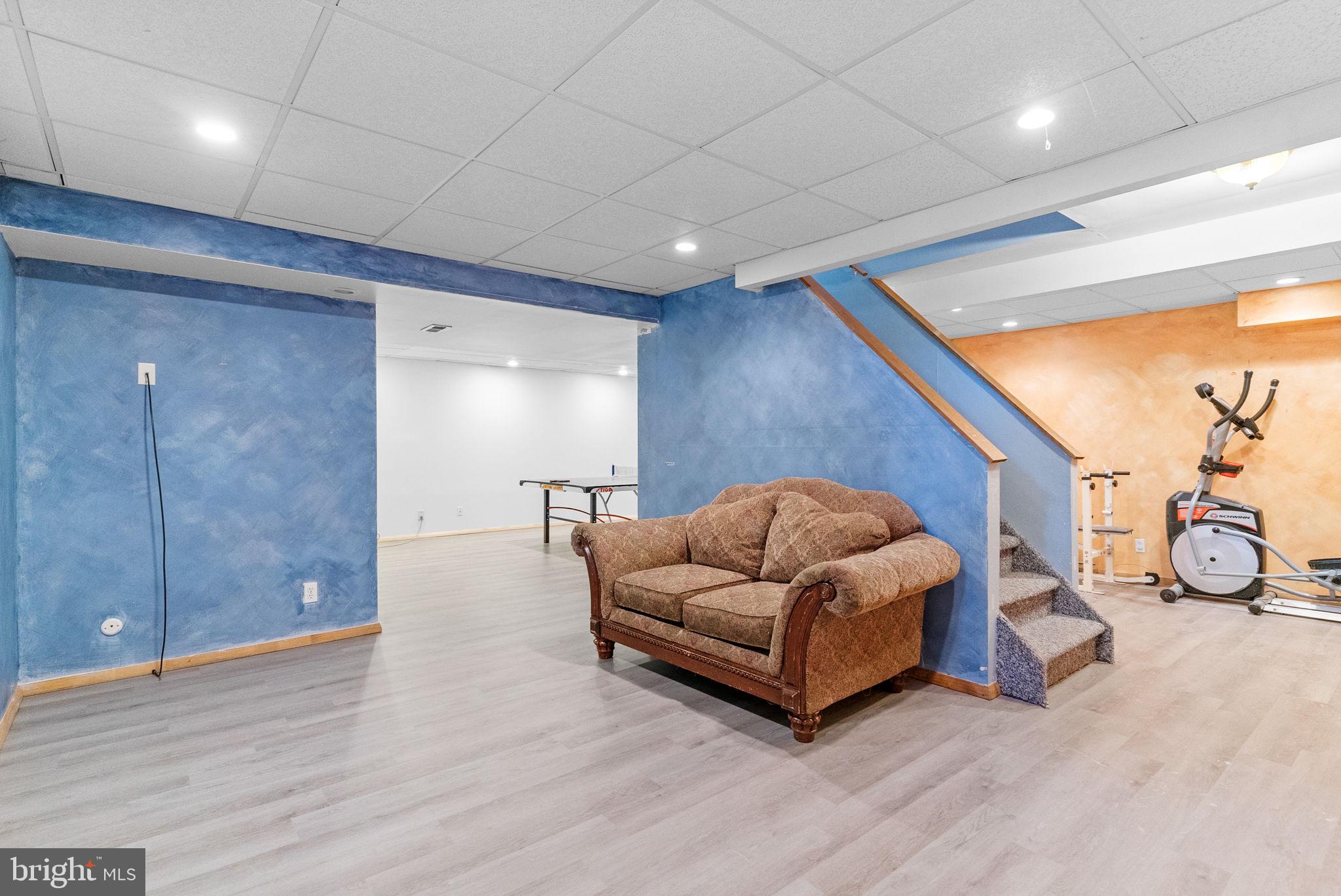 CHARLESTOWNE - Residential